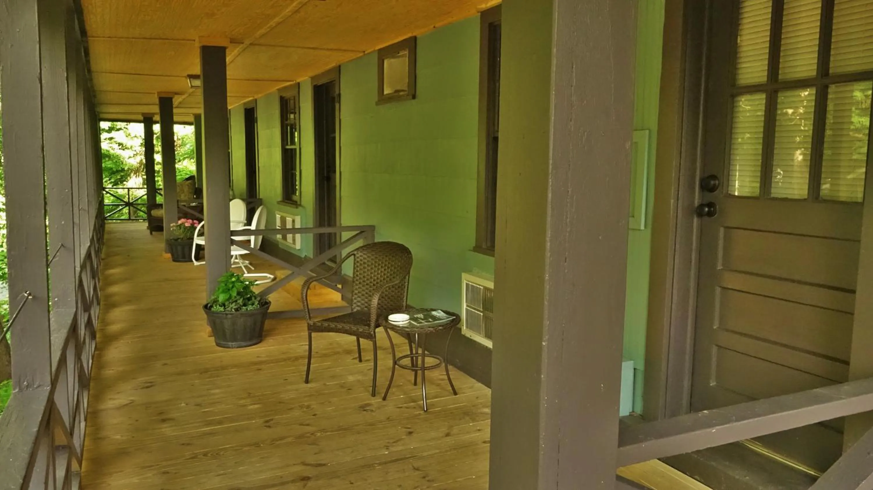 Balcony/Terrace in Riverside Lodge at Chimney Rock