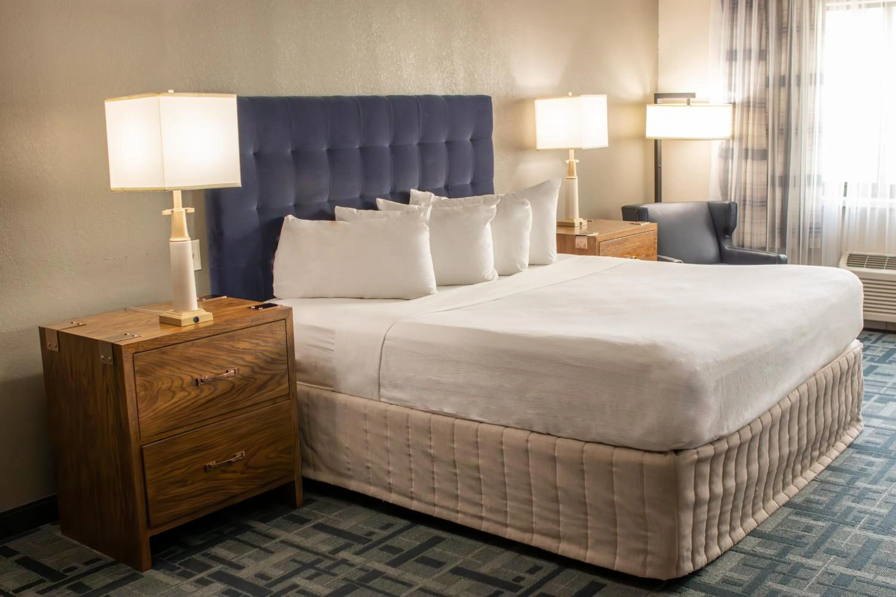 Bed in Hotel 1620 Plymouth Harbor