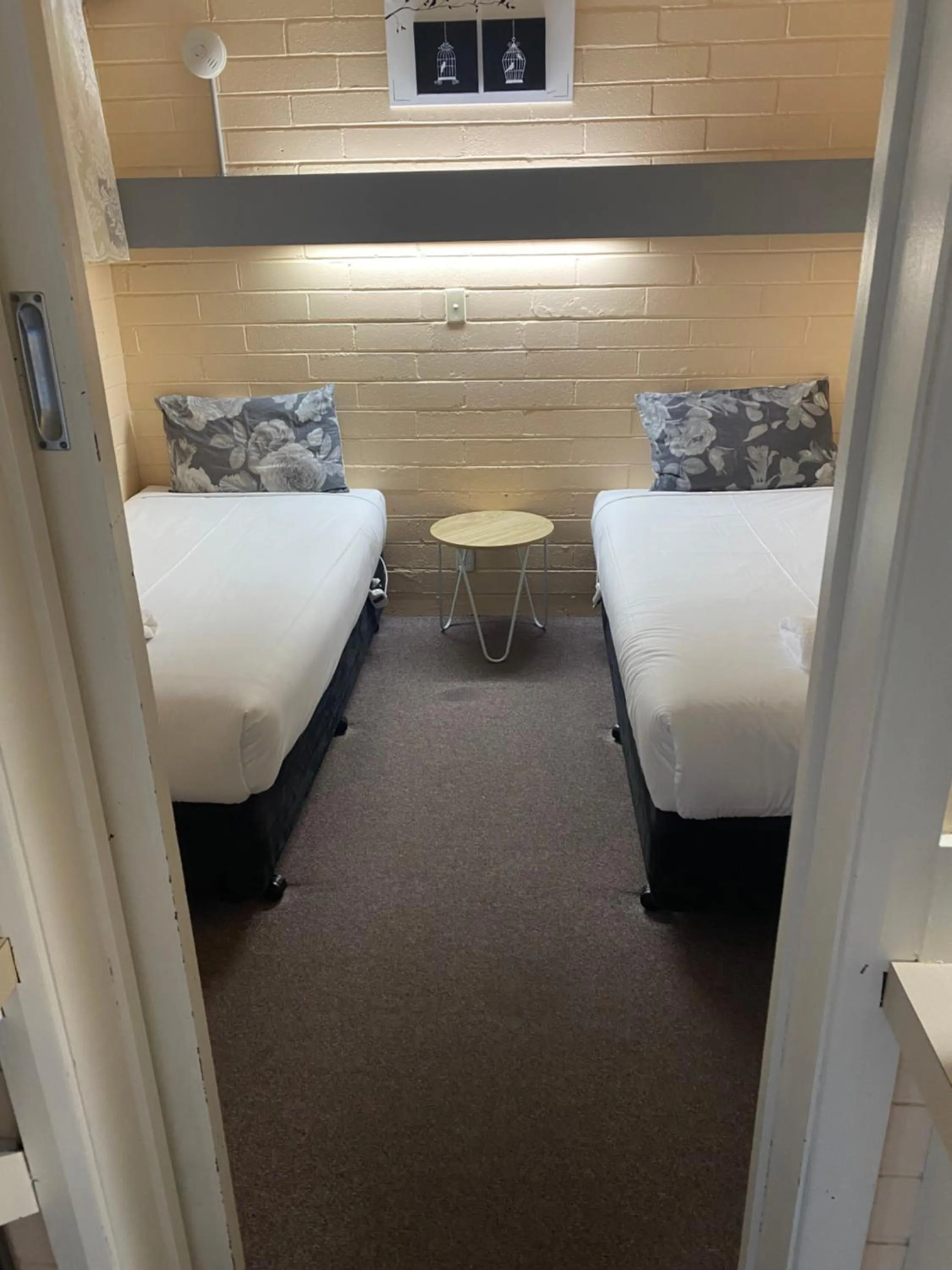 Bed in Mahogany Motel Warrnambool