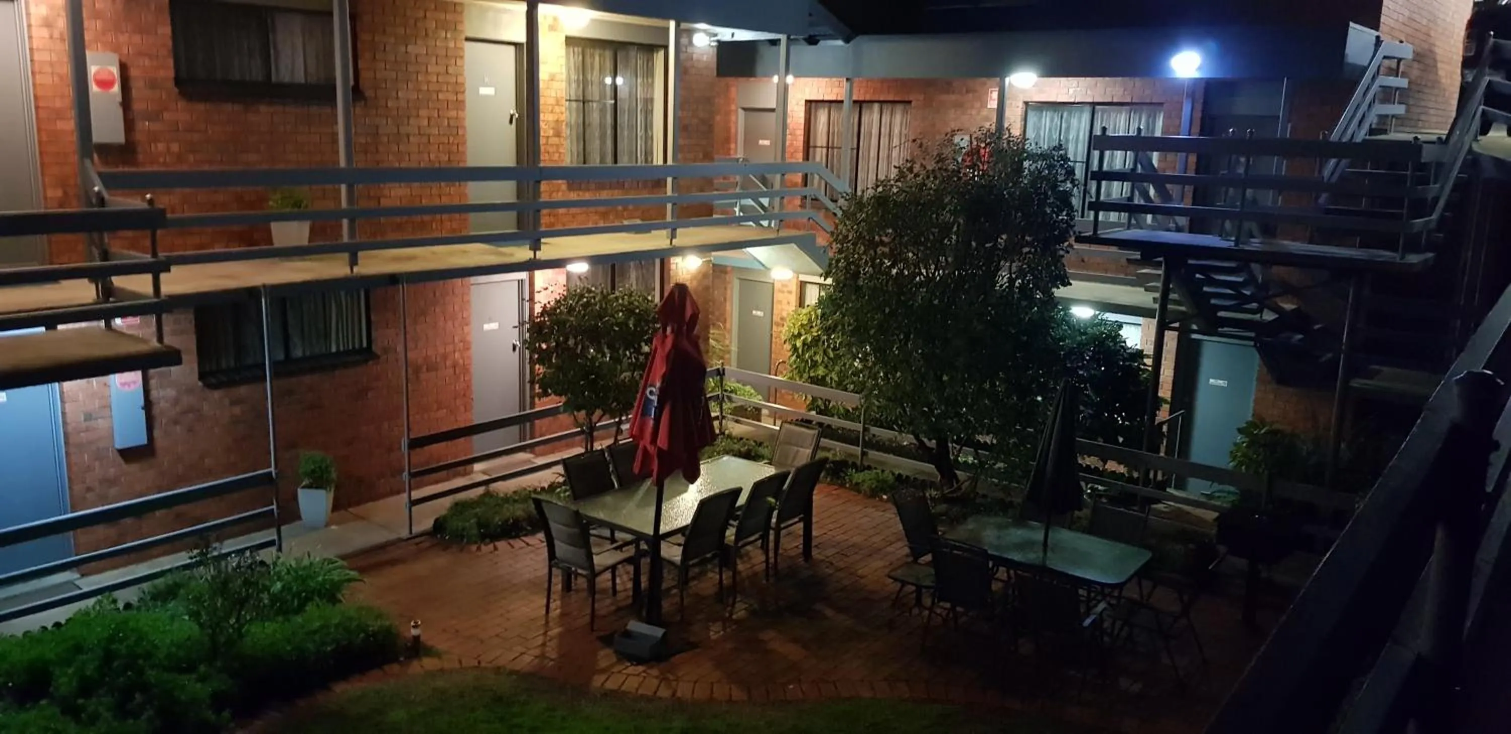 Balcony/Terrace in Mahogany Motel Warrnambool