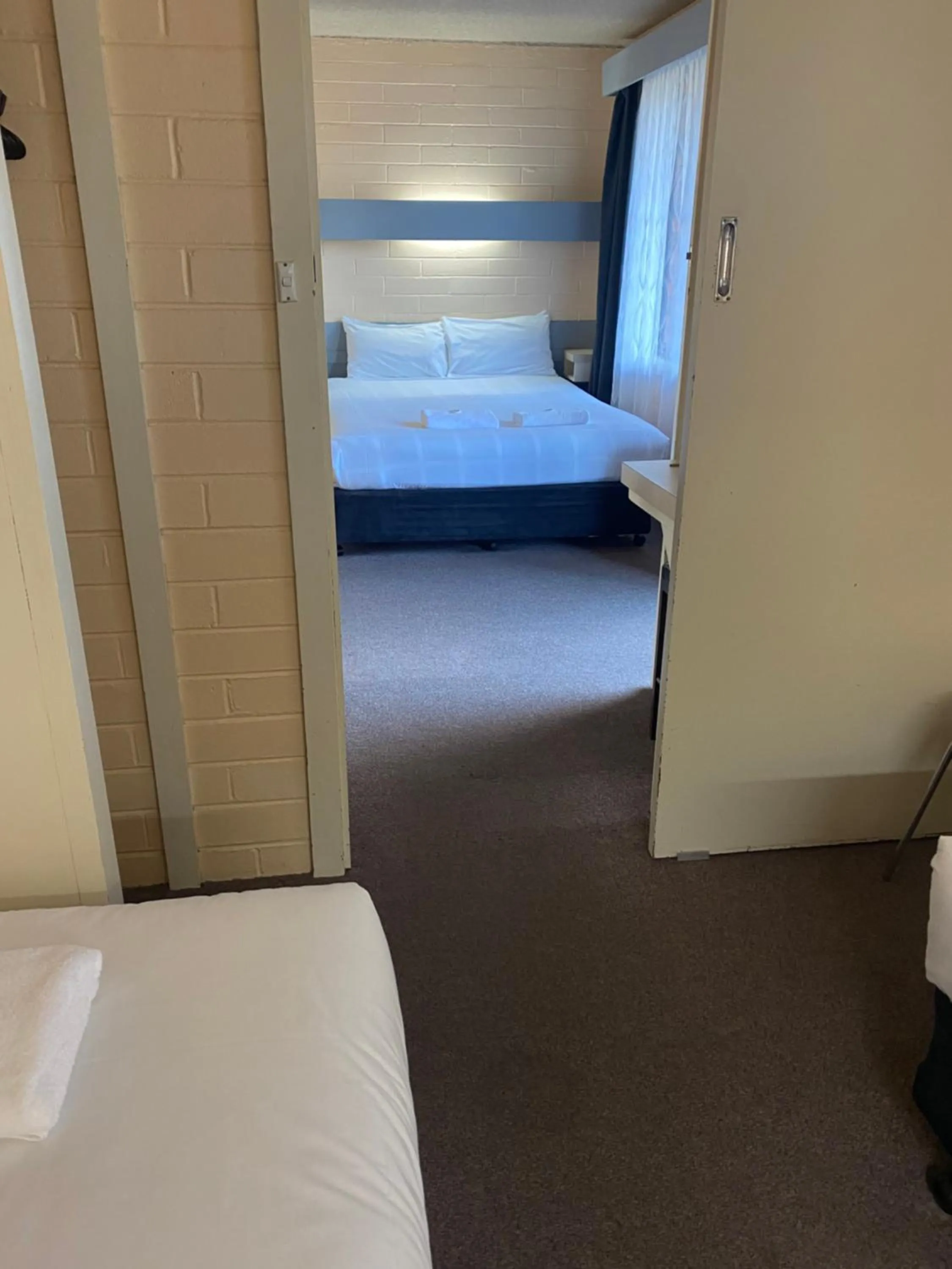 Bed in Mahogany Motel Warrnambool