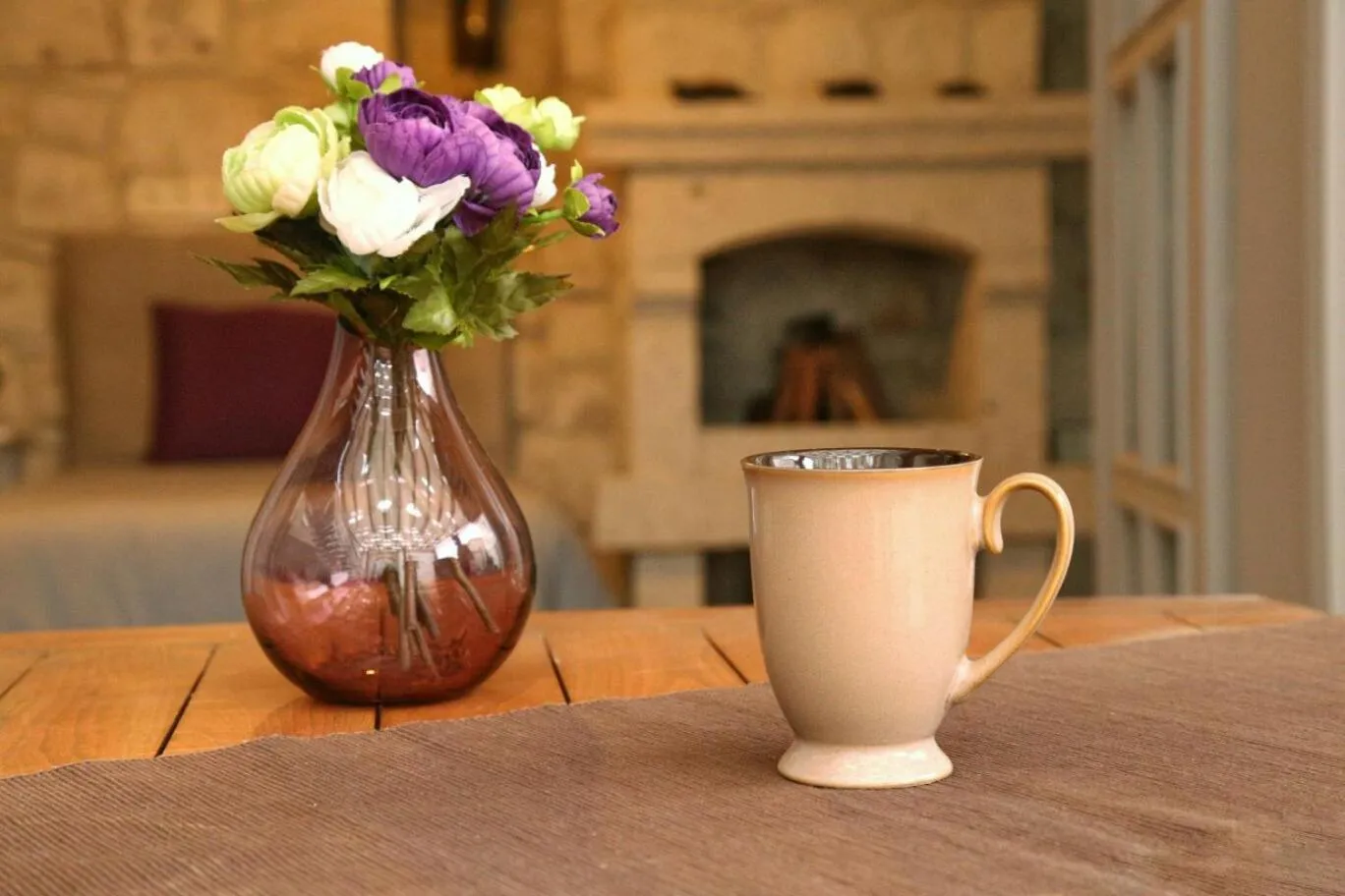 Decorative detail in Çona Otel