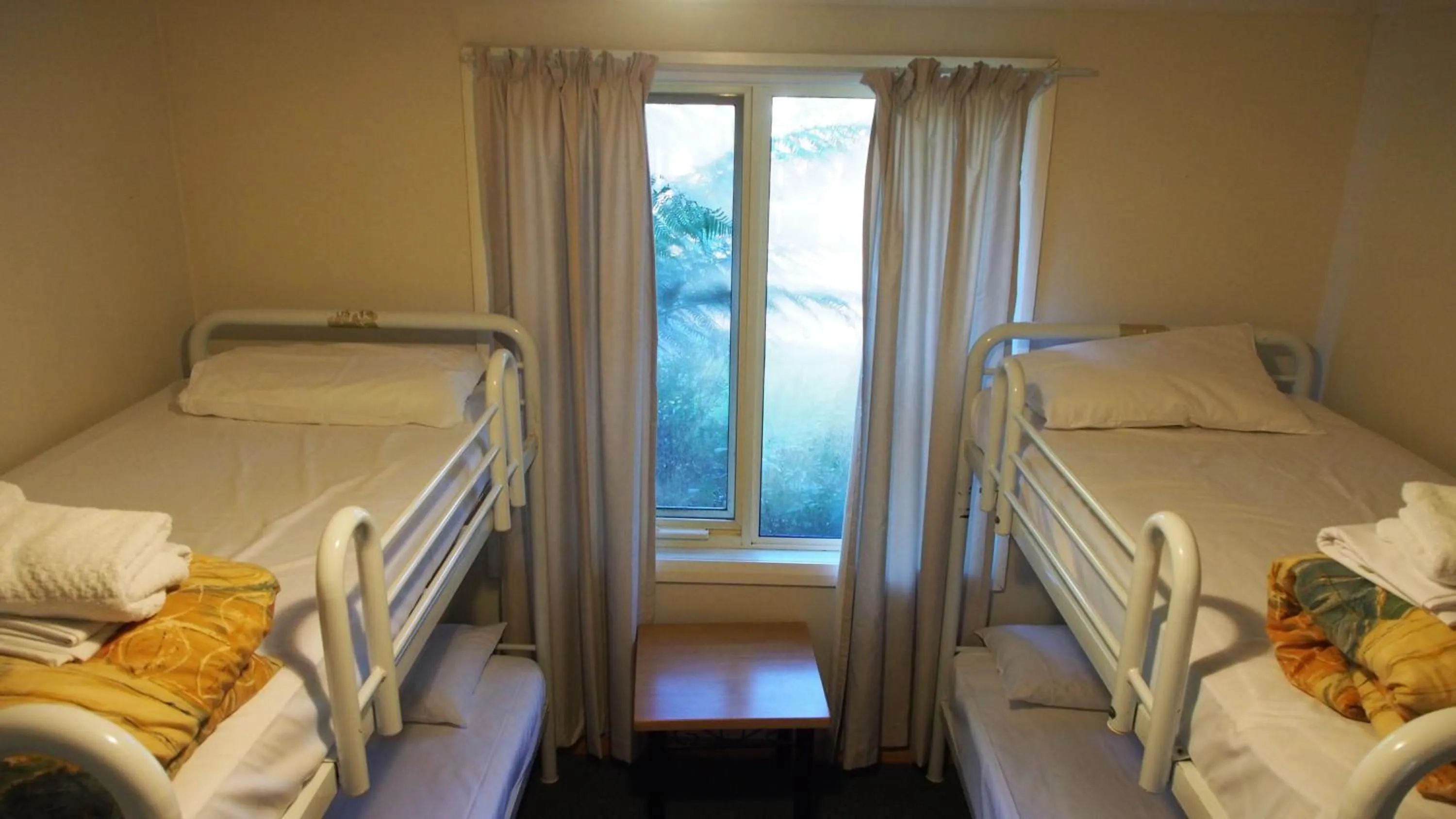 Bedroom, Bed in Strahan Retreat Holiday Park