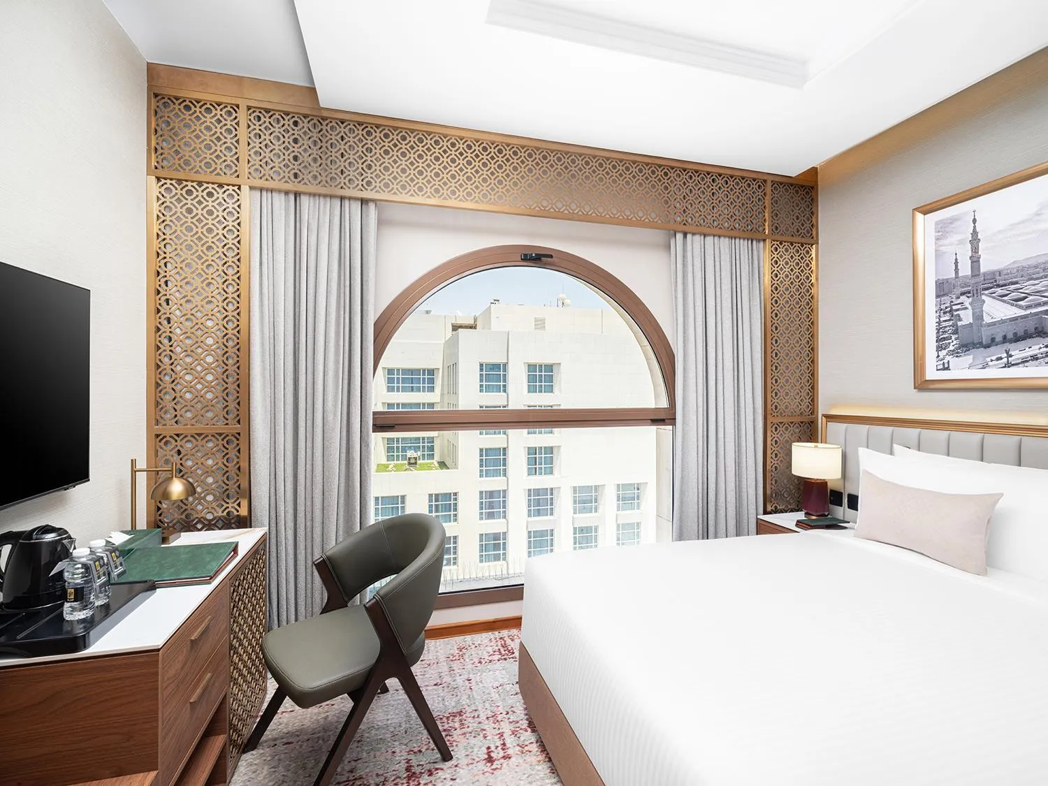 Bed in Elaf Taiba Hotel