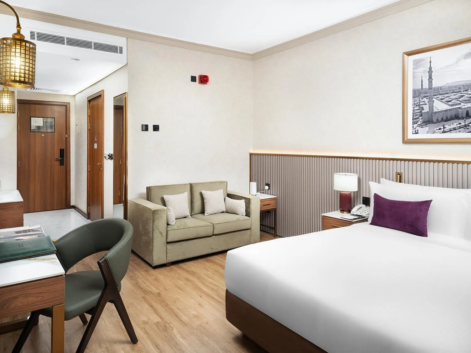 Bed in Elaf Taiba Hotel