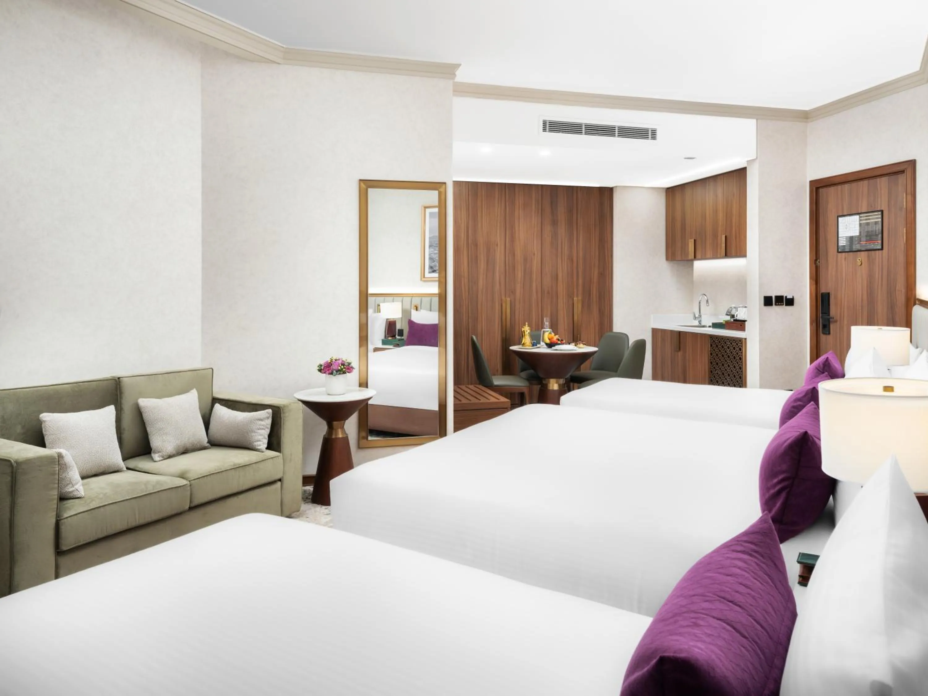 Bed in Elaf Taiba Hotel