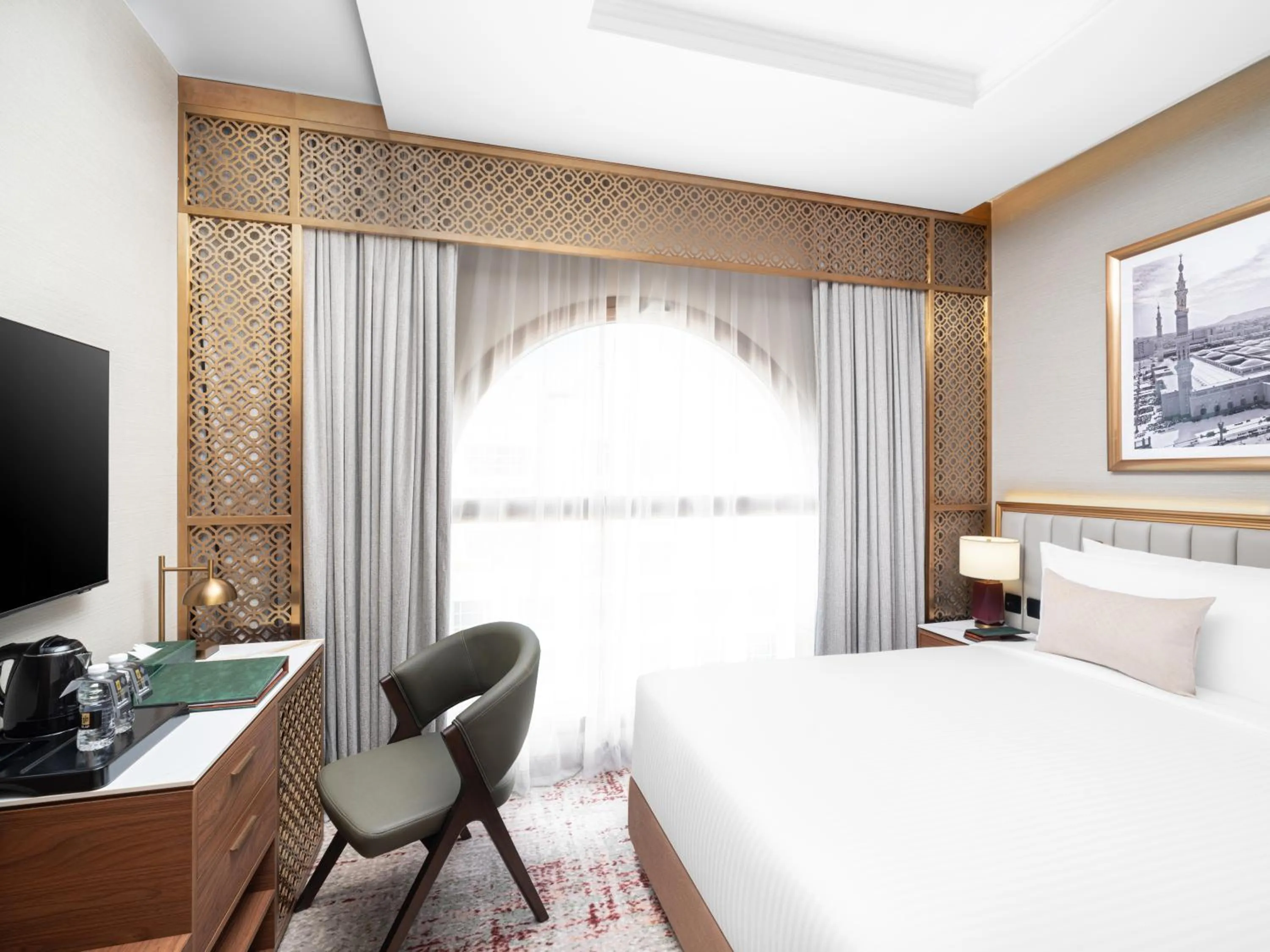 Bedroom, Bed in Elaf Taiba Hotel