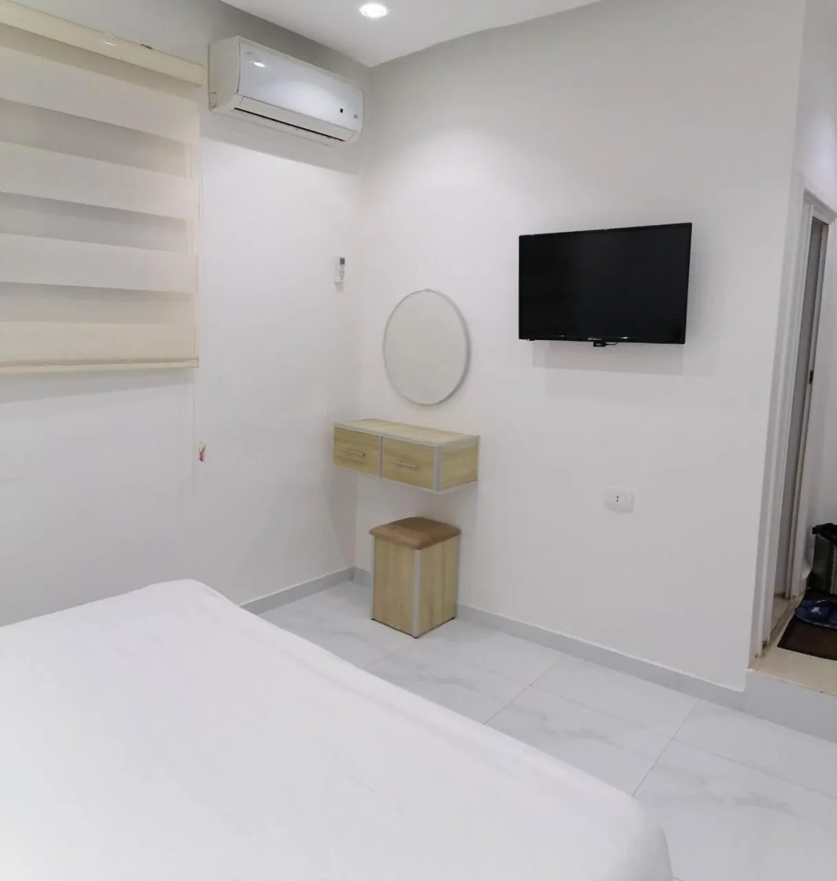 Bed in Mussa Spring Hotel