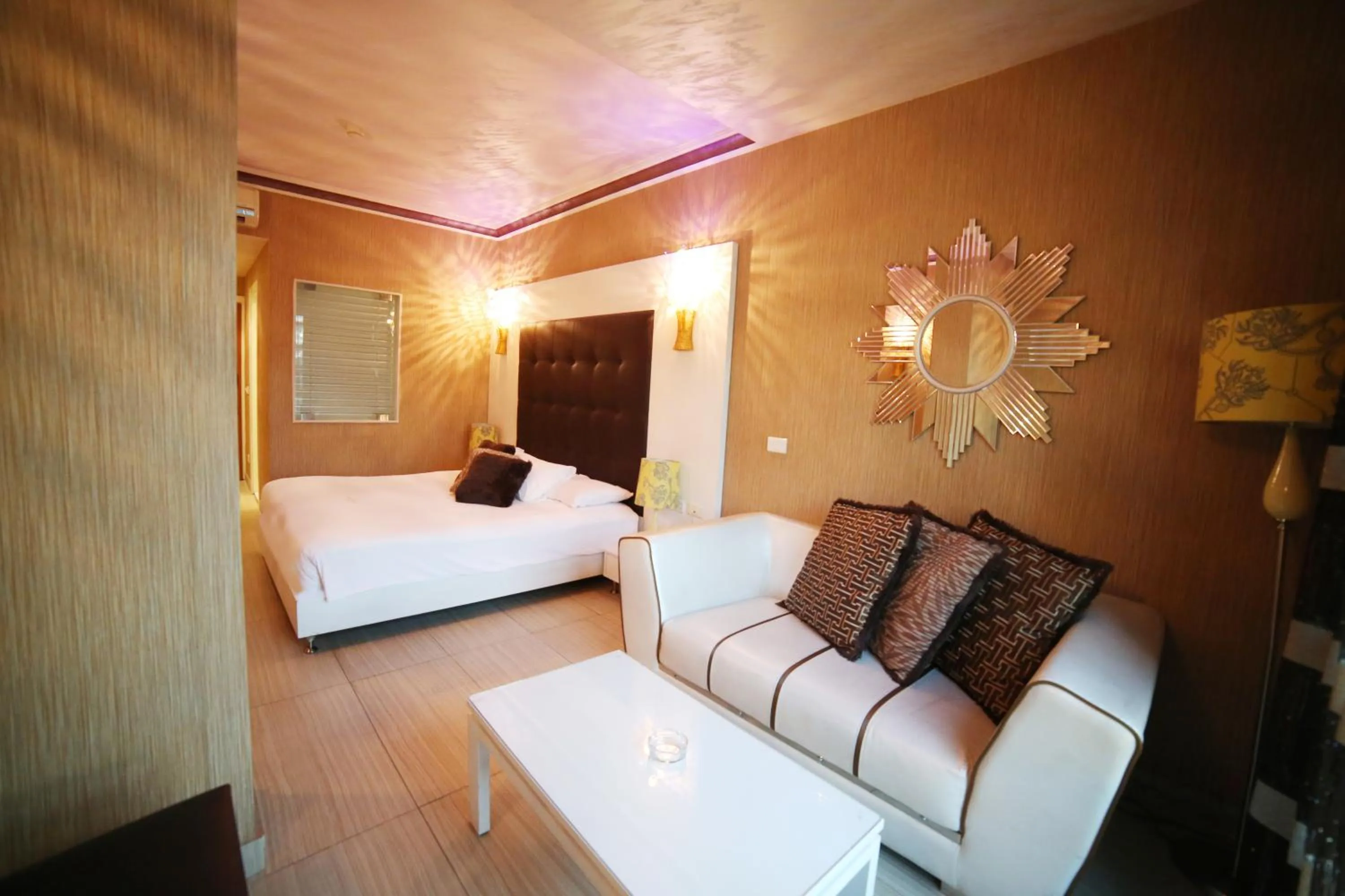 TV and multimedia, Bed in Princessa Hotel