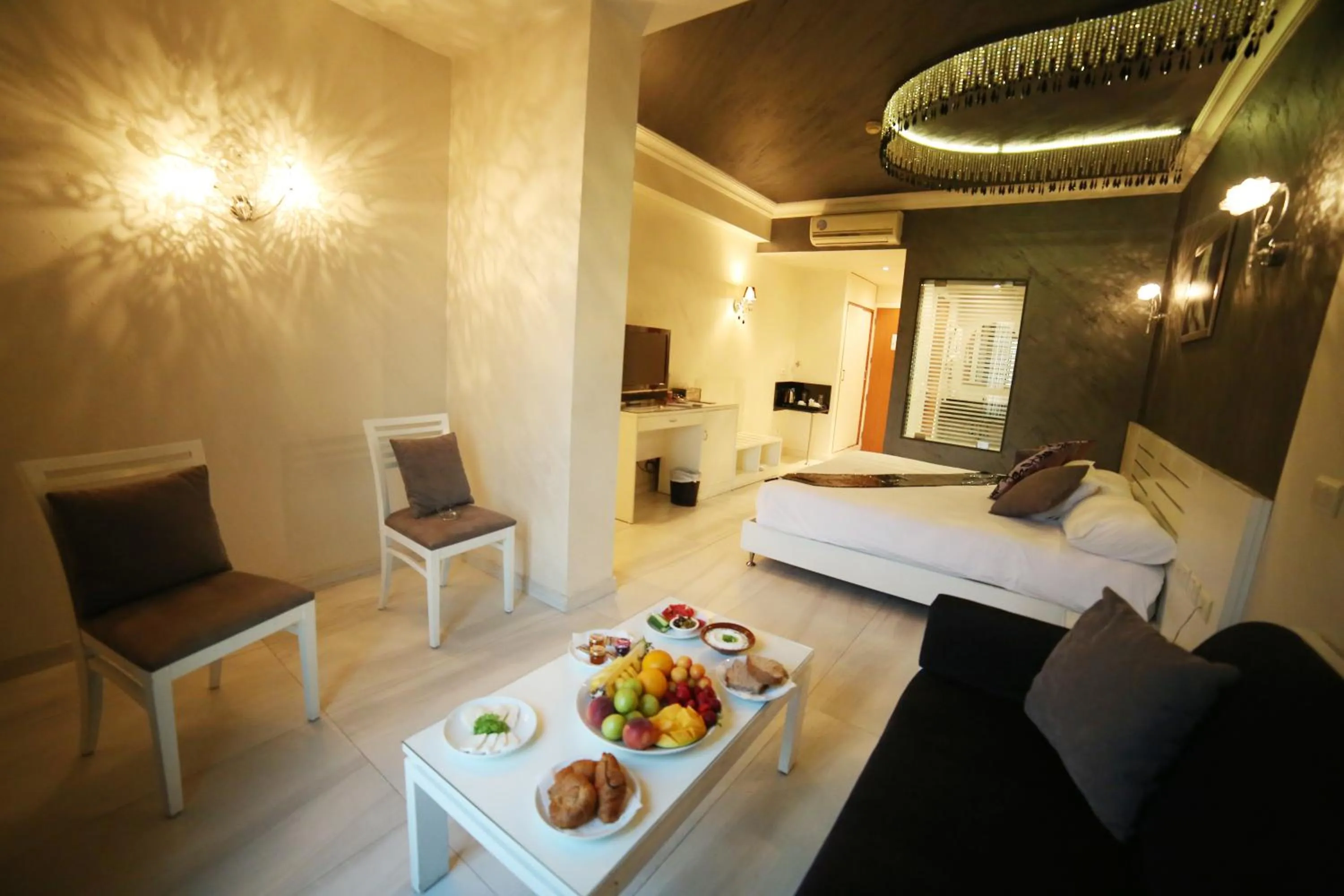 TV and multimedia, Bed in Princessa Hotel