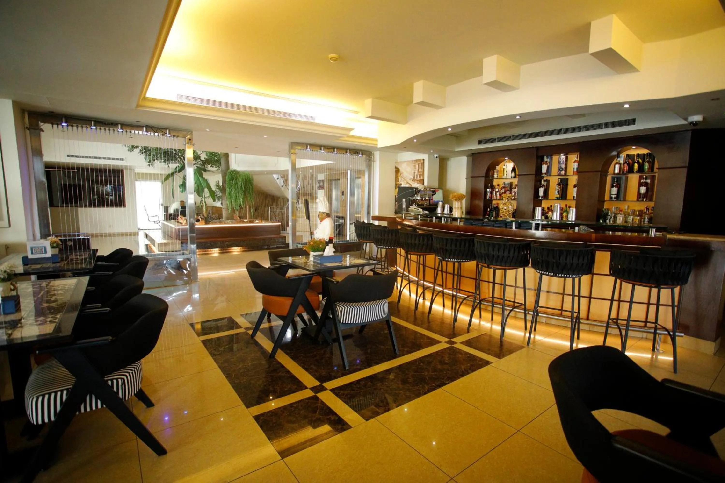 Restaurant/places to eat in Princessa Hotel