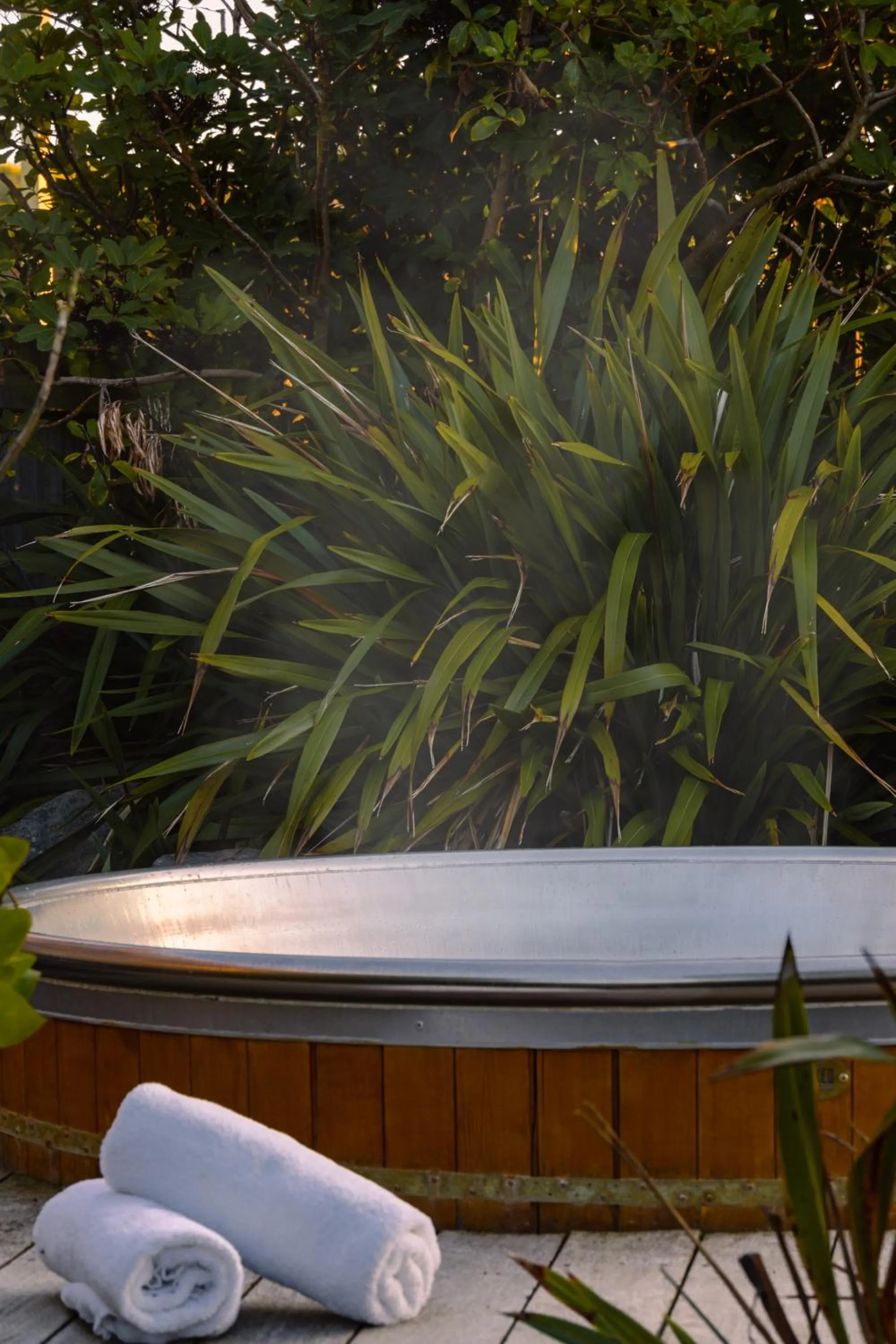 Hot Tub in Alpine-Pacific Holiday Park