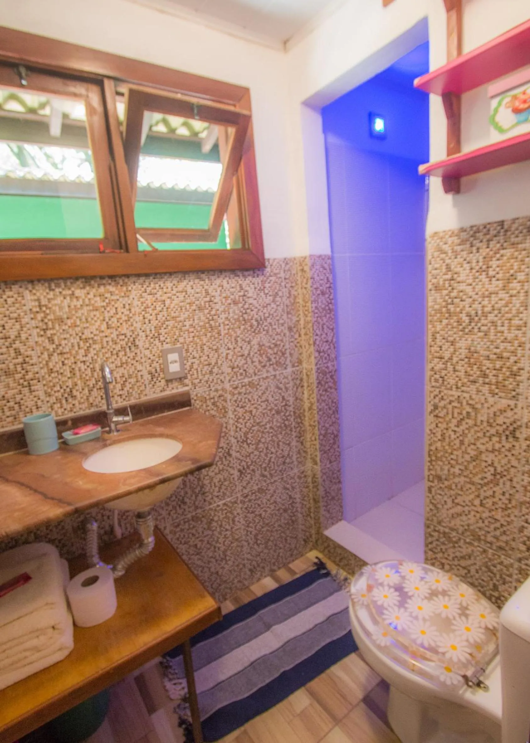 Toilet in Recanto dos Pássaros Zen Apartamentos em meio de Natureza