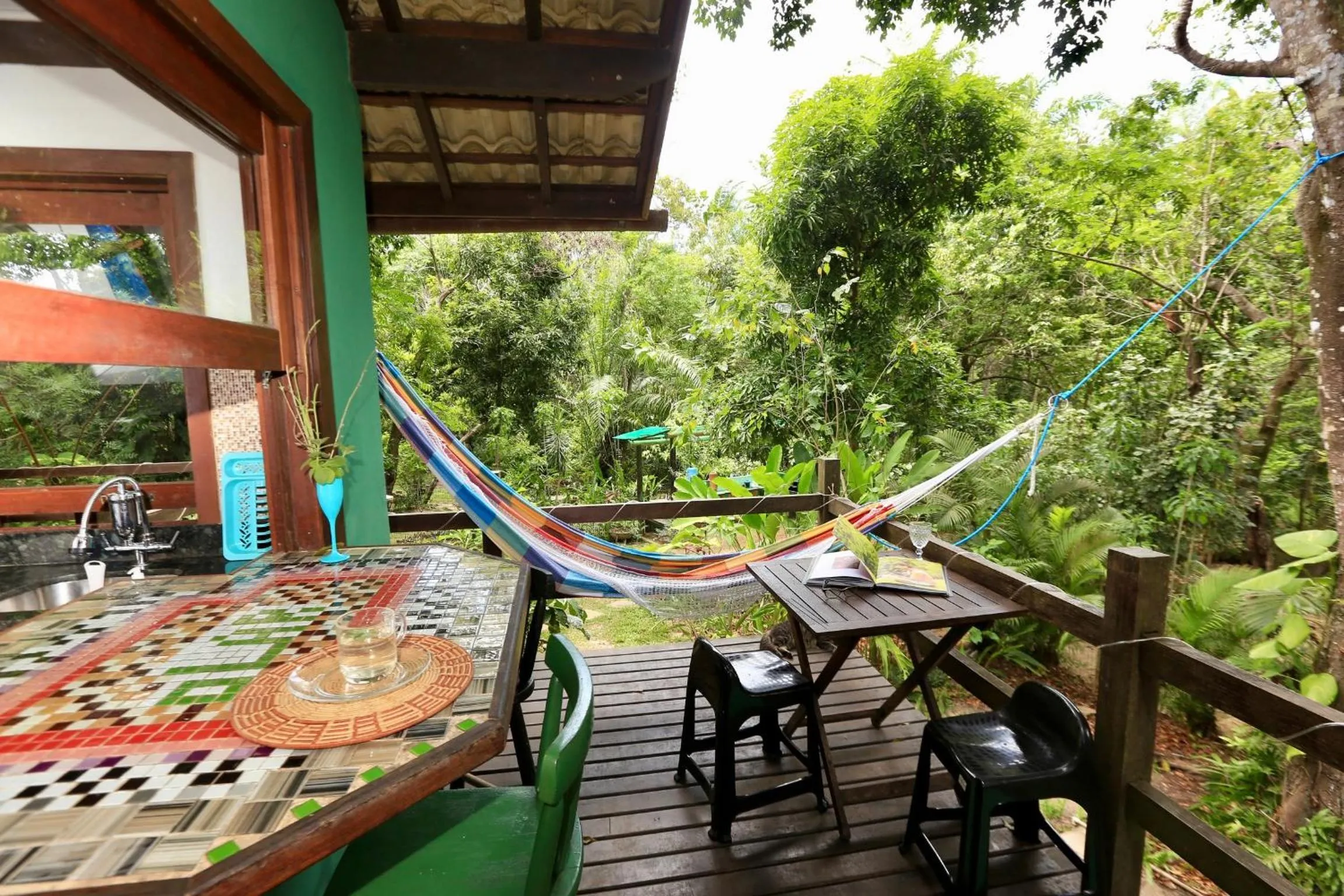 Balcony/Terrace in Recanto dos Pássaros Zen Apartamentos em meio de Natureza