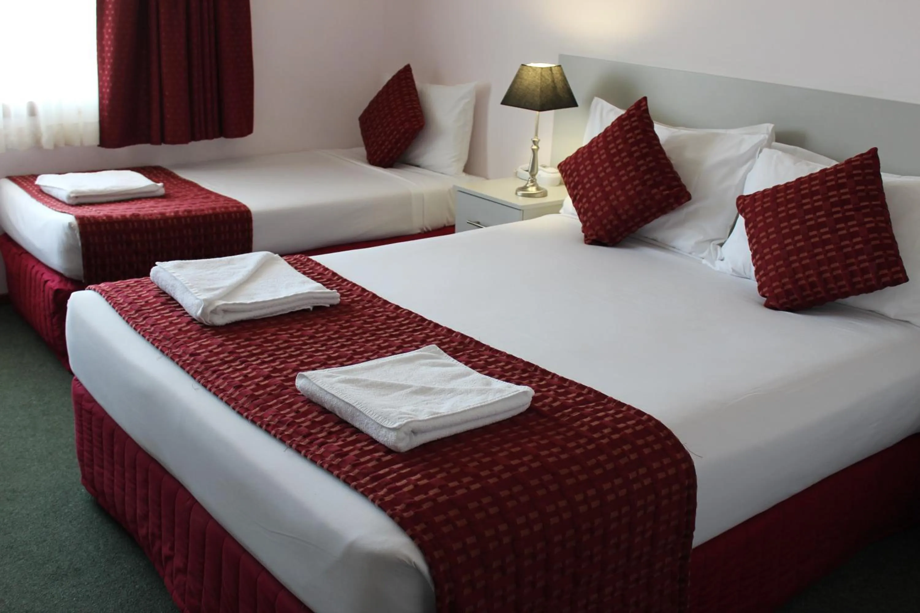 Bed in Hume Villa Motor Inn UNDER NEW MANAGEMENT