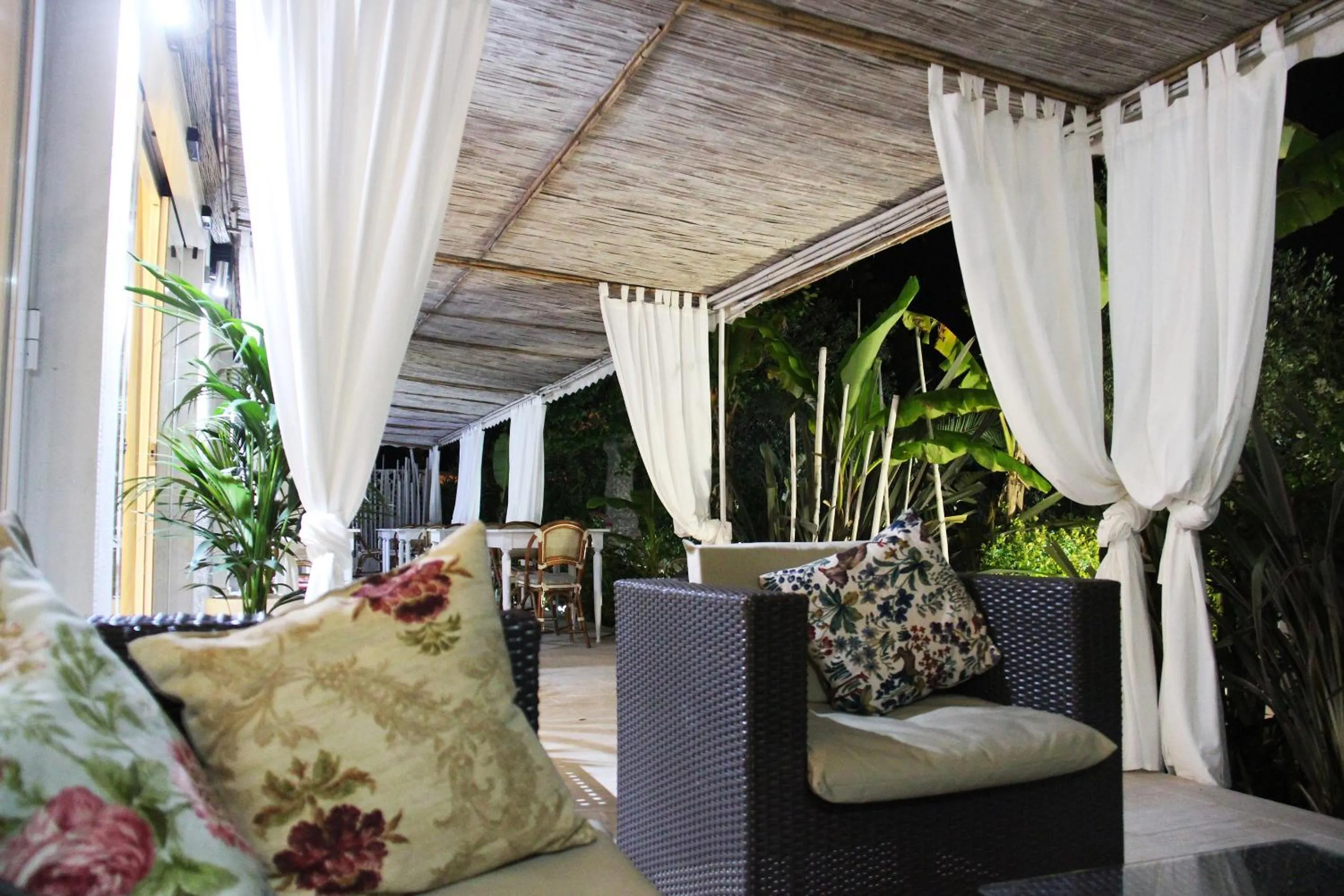 Patio in Hotel Bijou