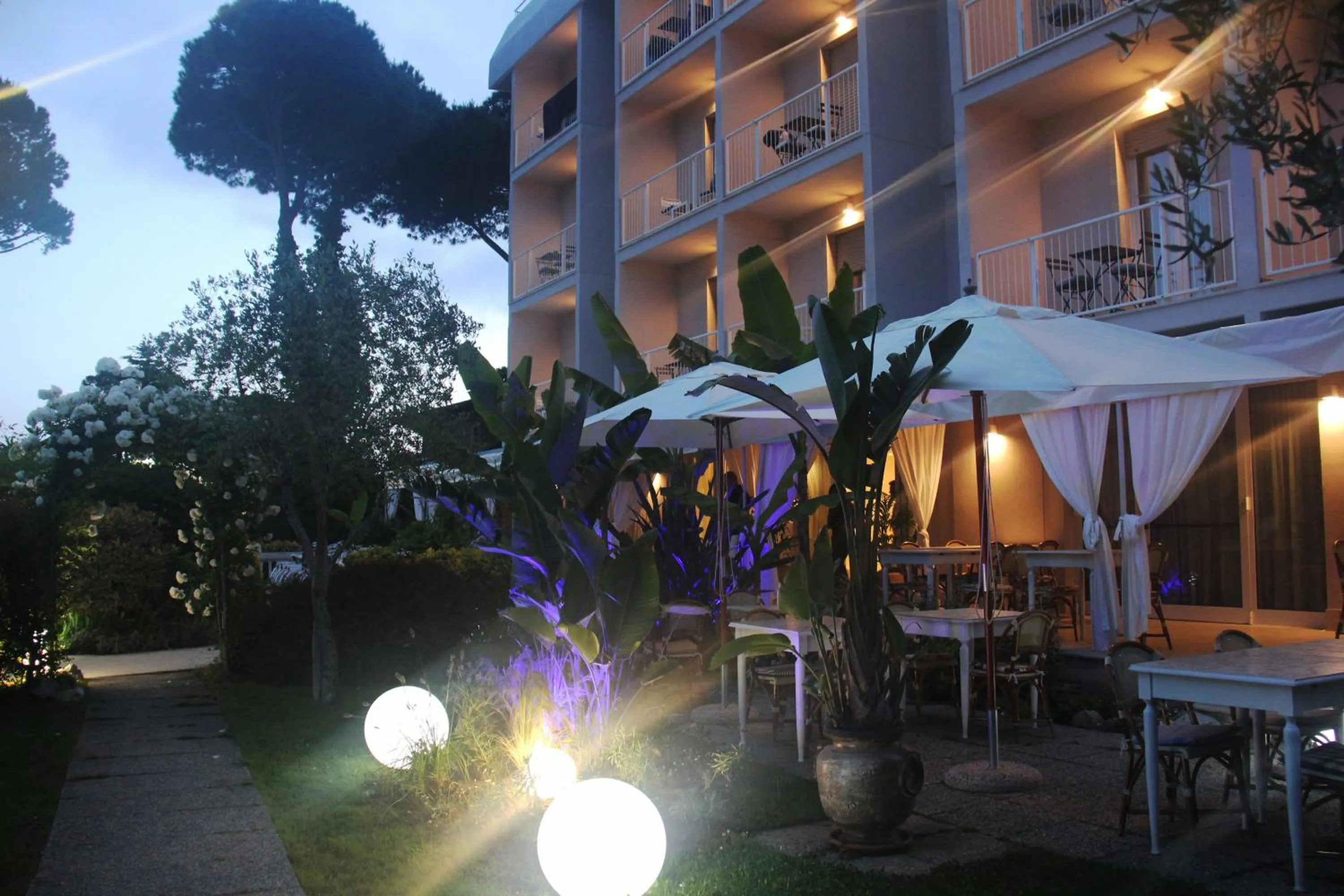 Property building in Hotel Bijou