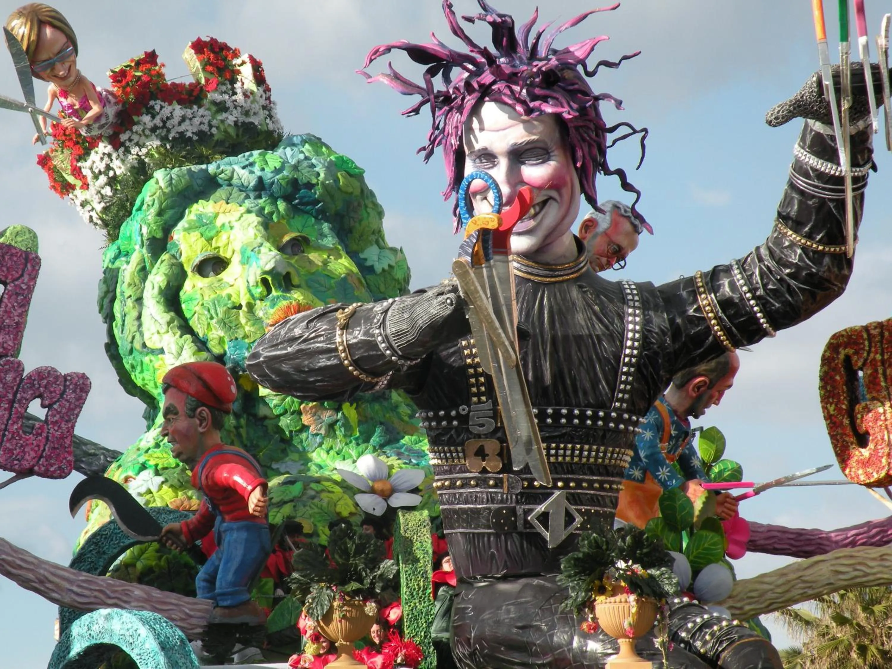 Area and facilities in Hotel Piccadilly