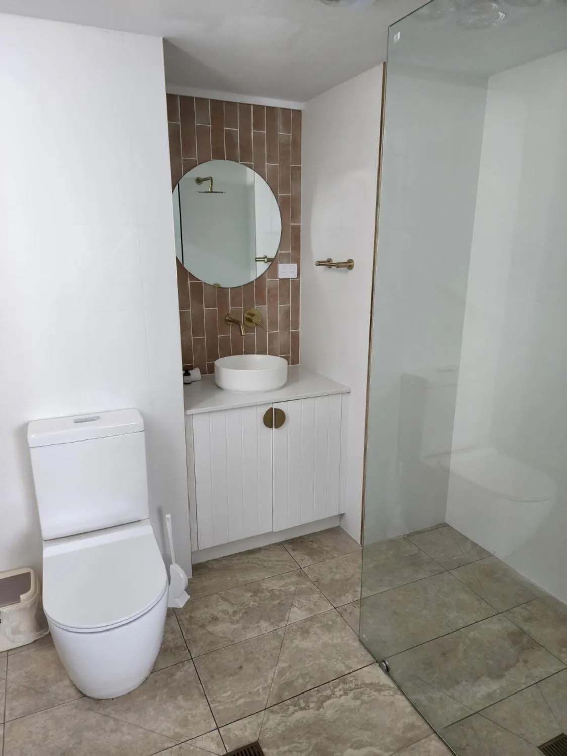 Shower in Kirra Beach Apartments