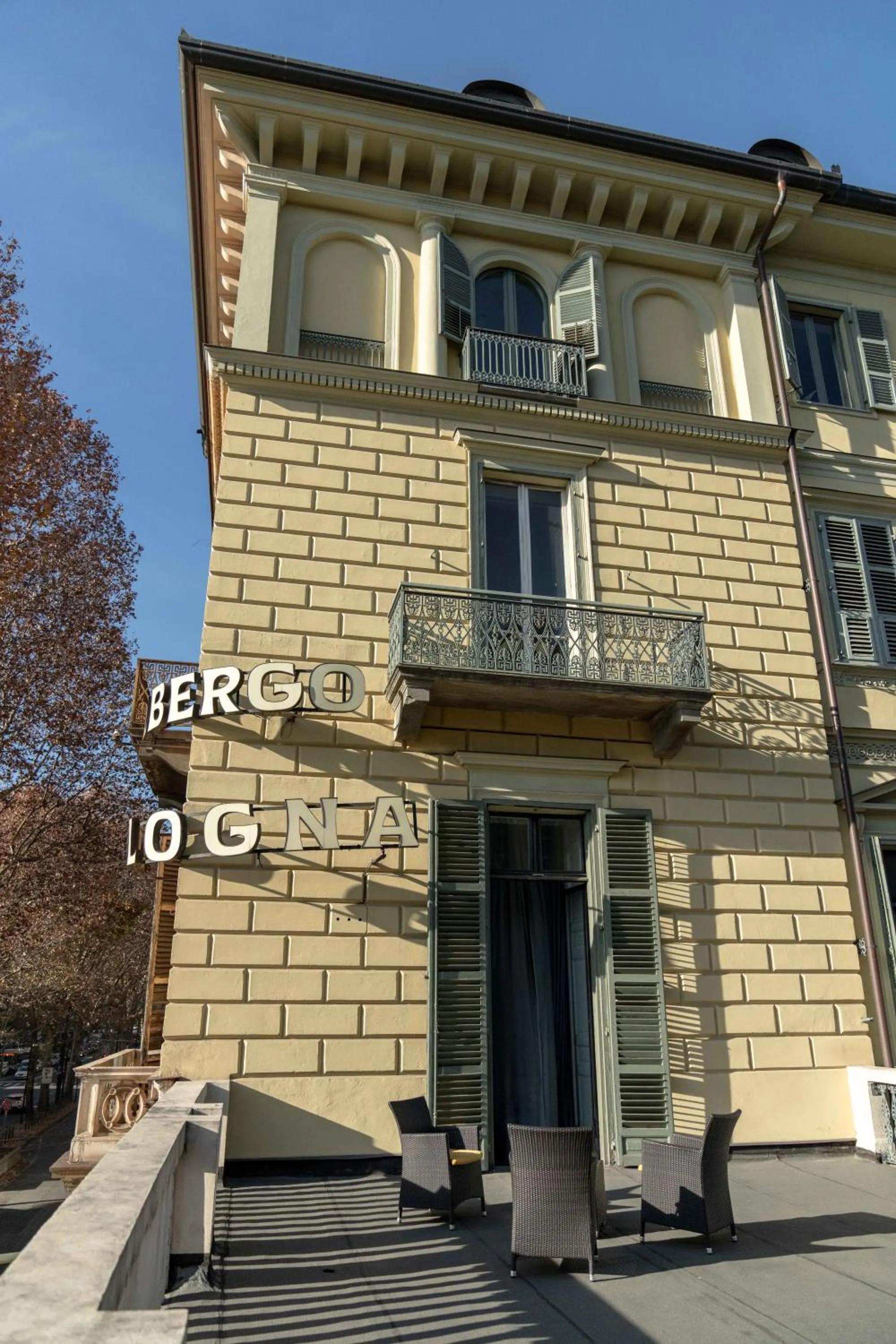 Property building in Hotel Bologna