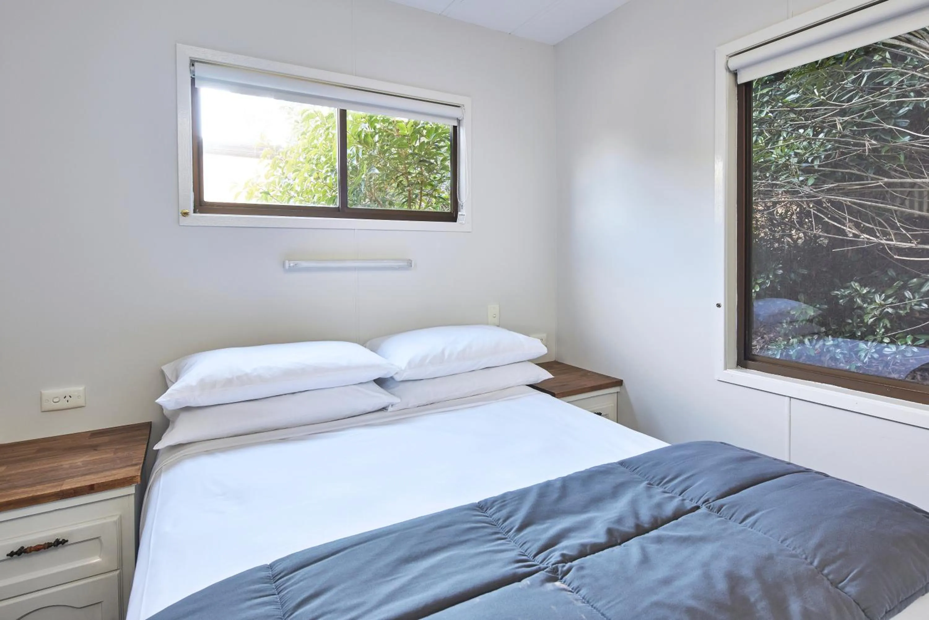 Bed in NRMA Bathurst Panorama Holiday Park