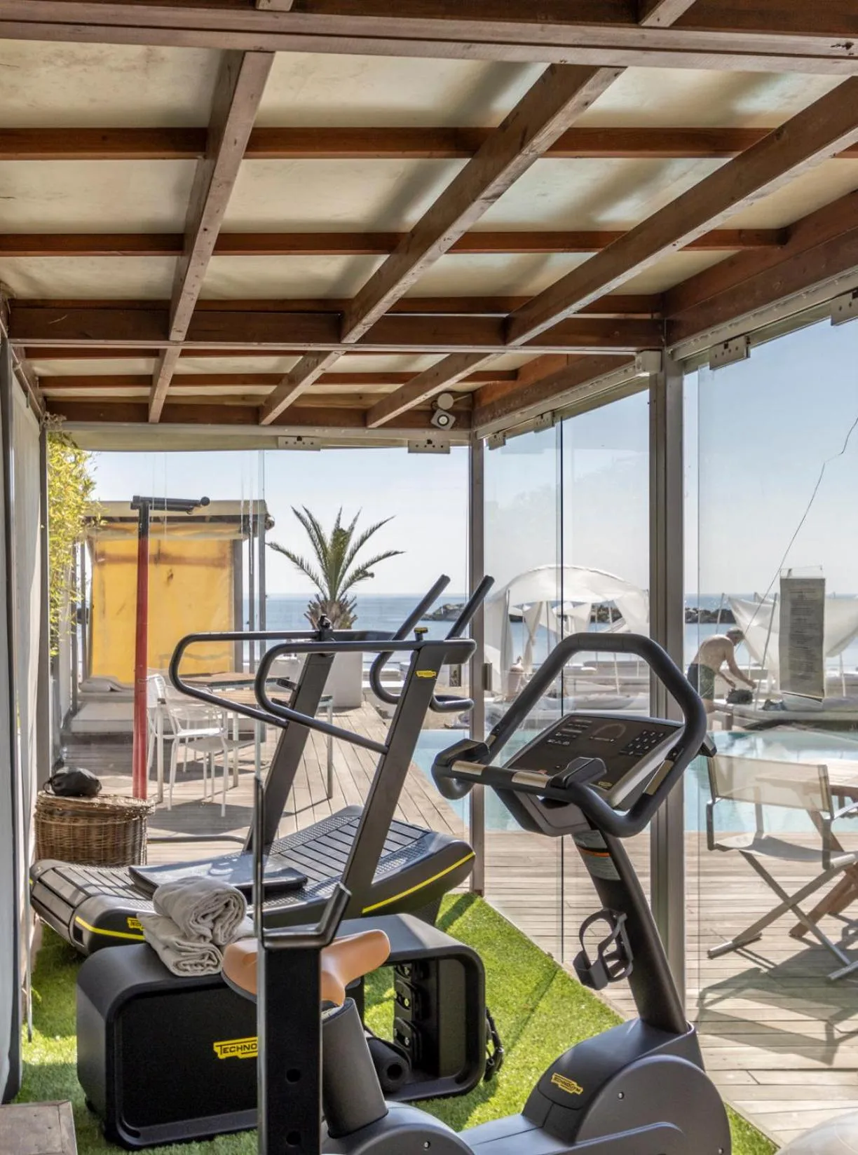 Fitness centre/facilities in Vistamare Suite