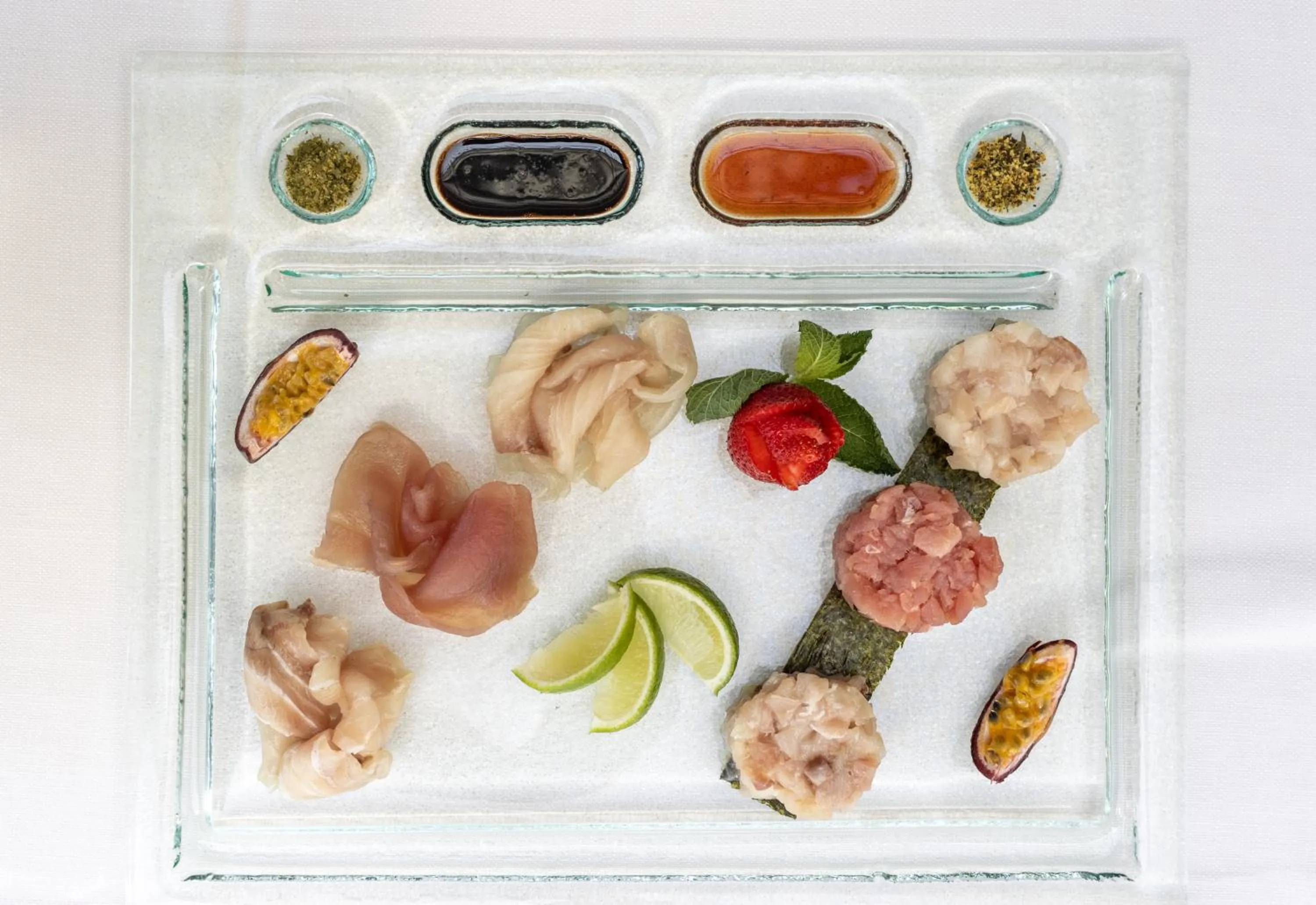 Restaurant/places to eat in Vistamare Suite