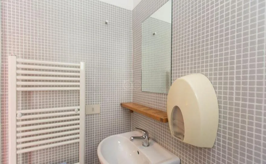 Toilet in Sunflower City Student Hostel & Bar