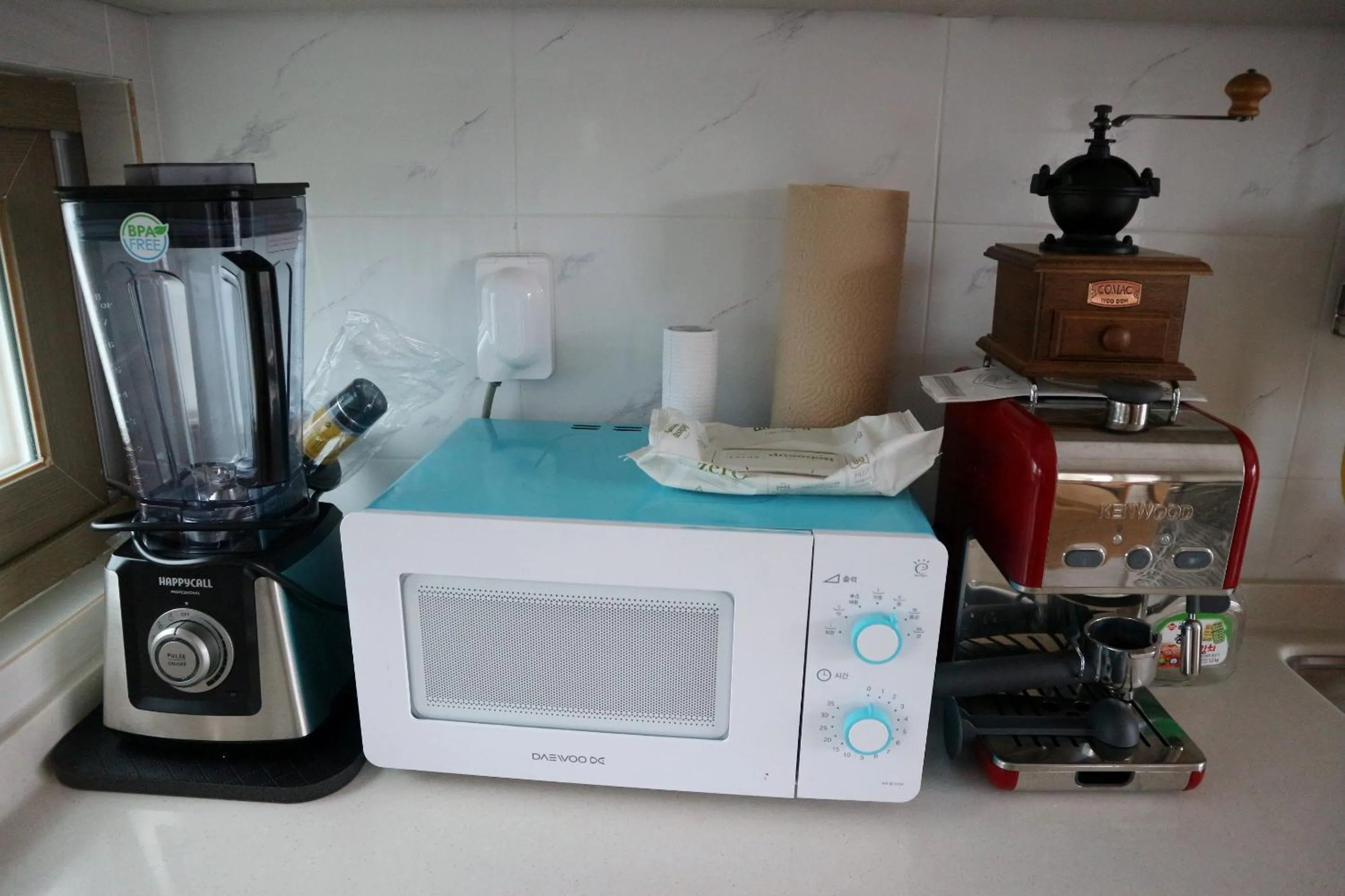 Restaurant/places to eat in Blue Island Guesthouse