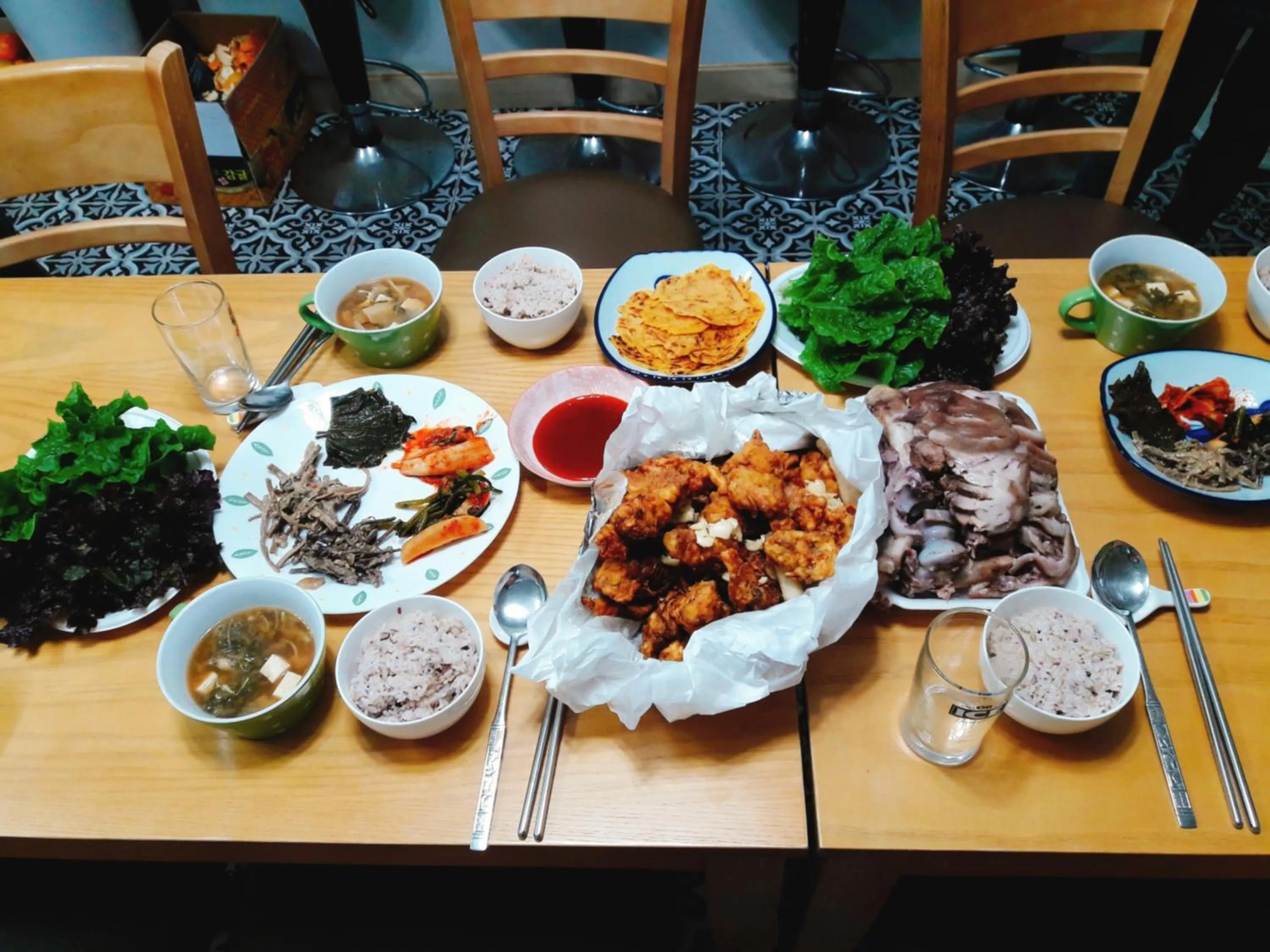 Food and drinks in Blue Island Guesthouse