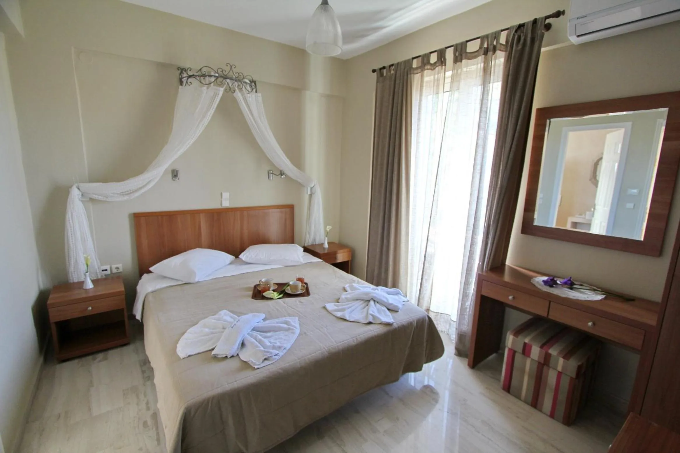 Bedroom, Bed in Vassiliki Bay Hotel