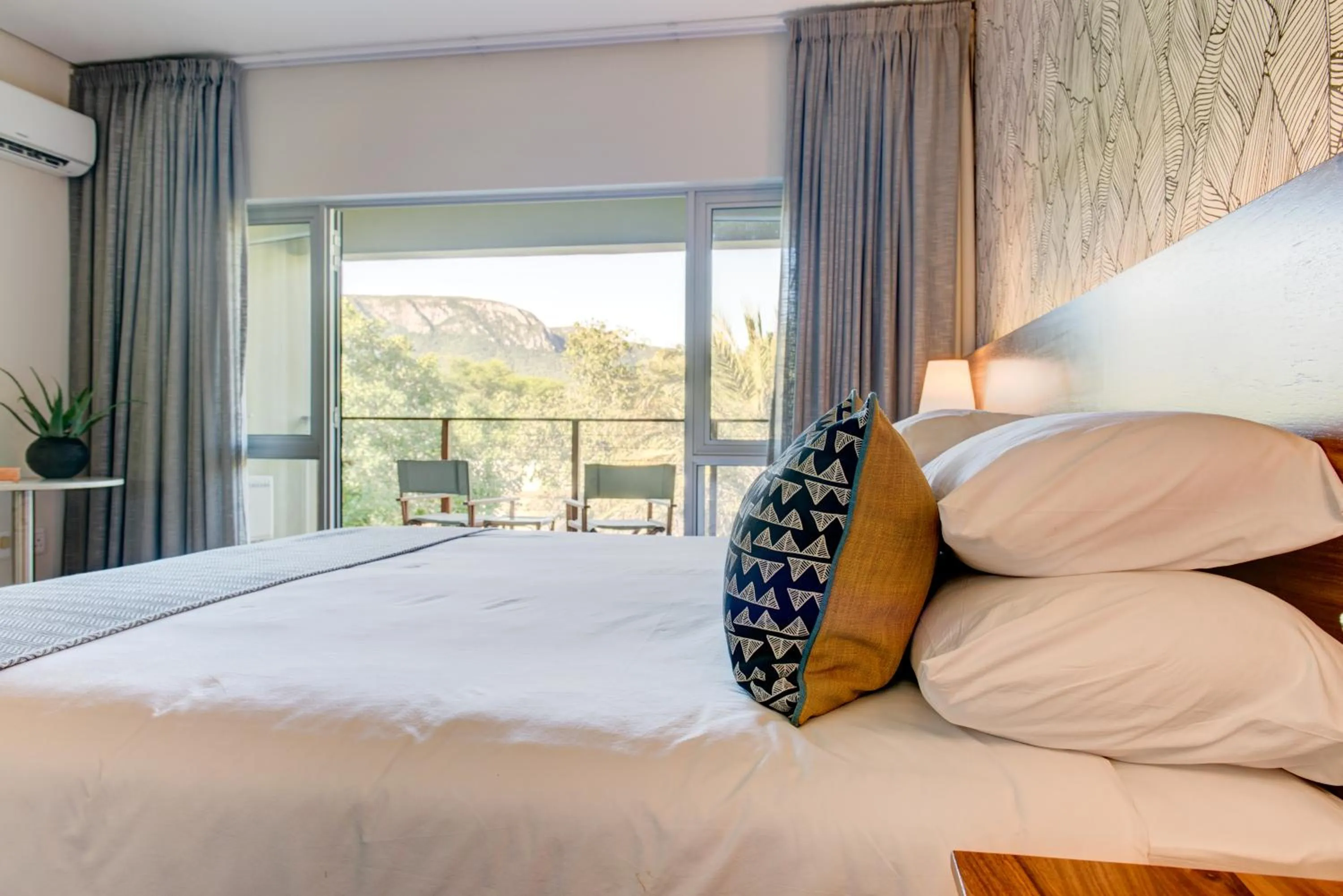 Bedroom, Bed in Ghost Mountain Inn