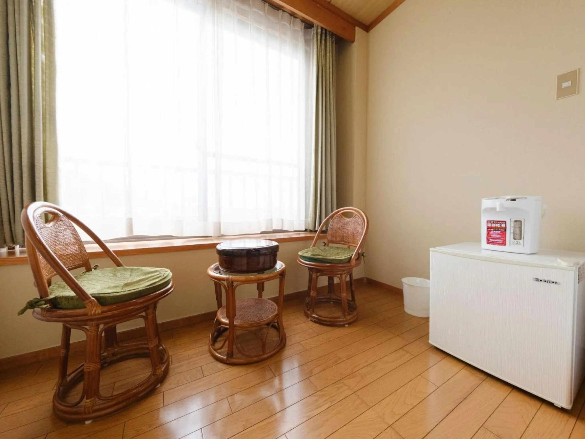Photo of the whole room in Sagayamato Onsen Hotel Amandi