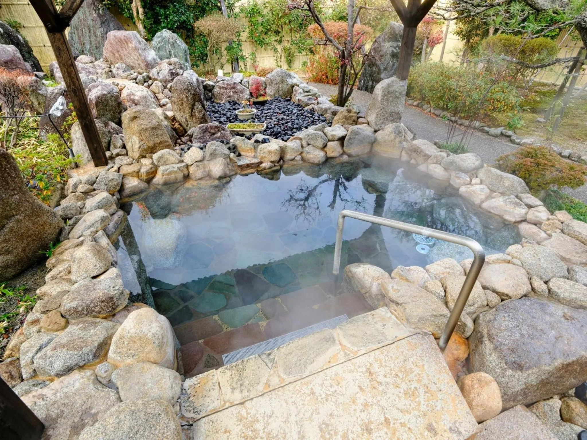 Open Air Bath in Sagayamato Onsen Hotel Amandi