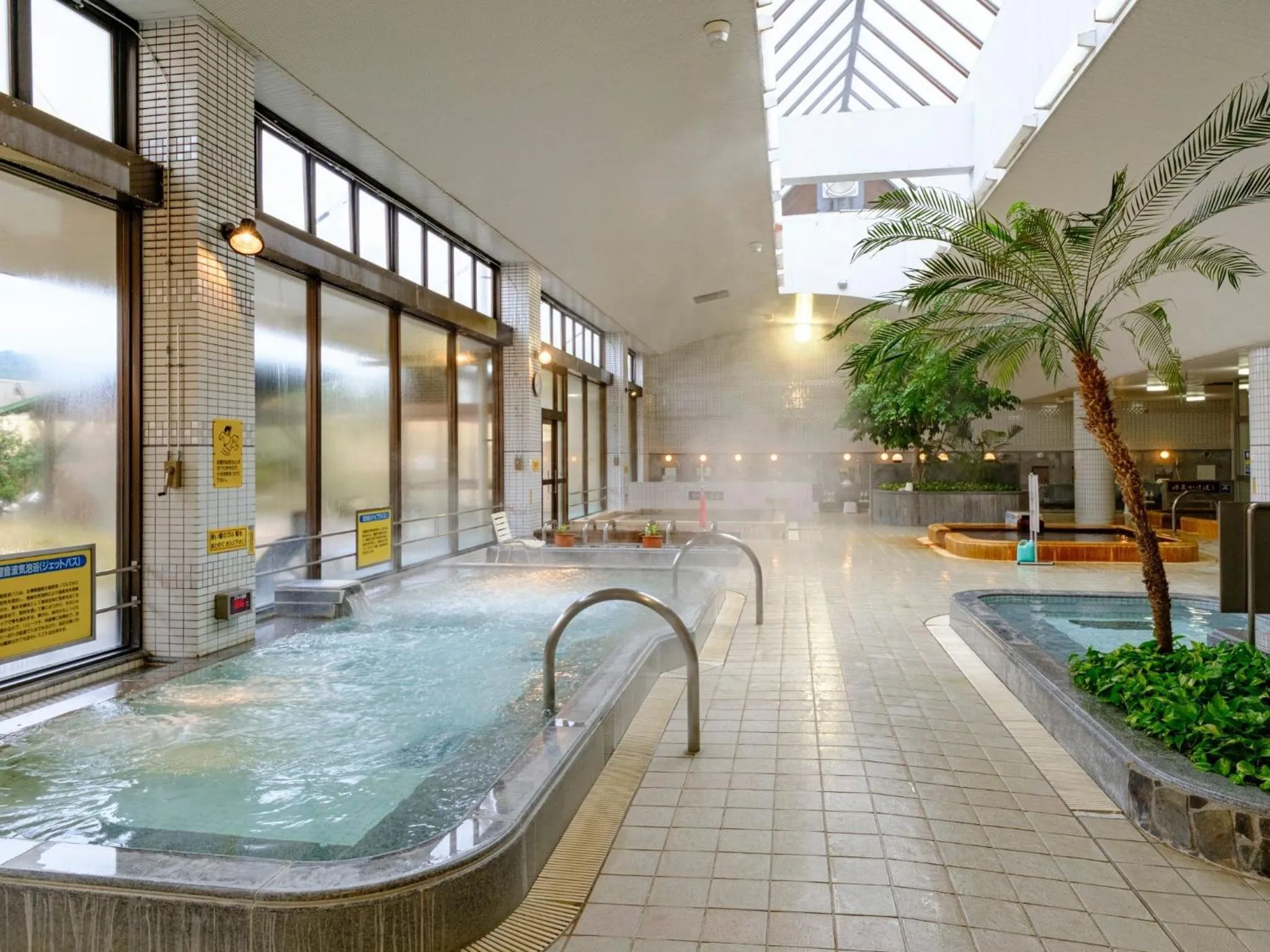 Public Bath in Sagayamato Onsen Hotel Amandi