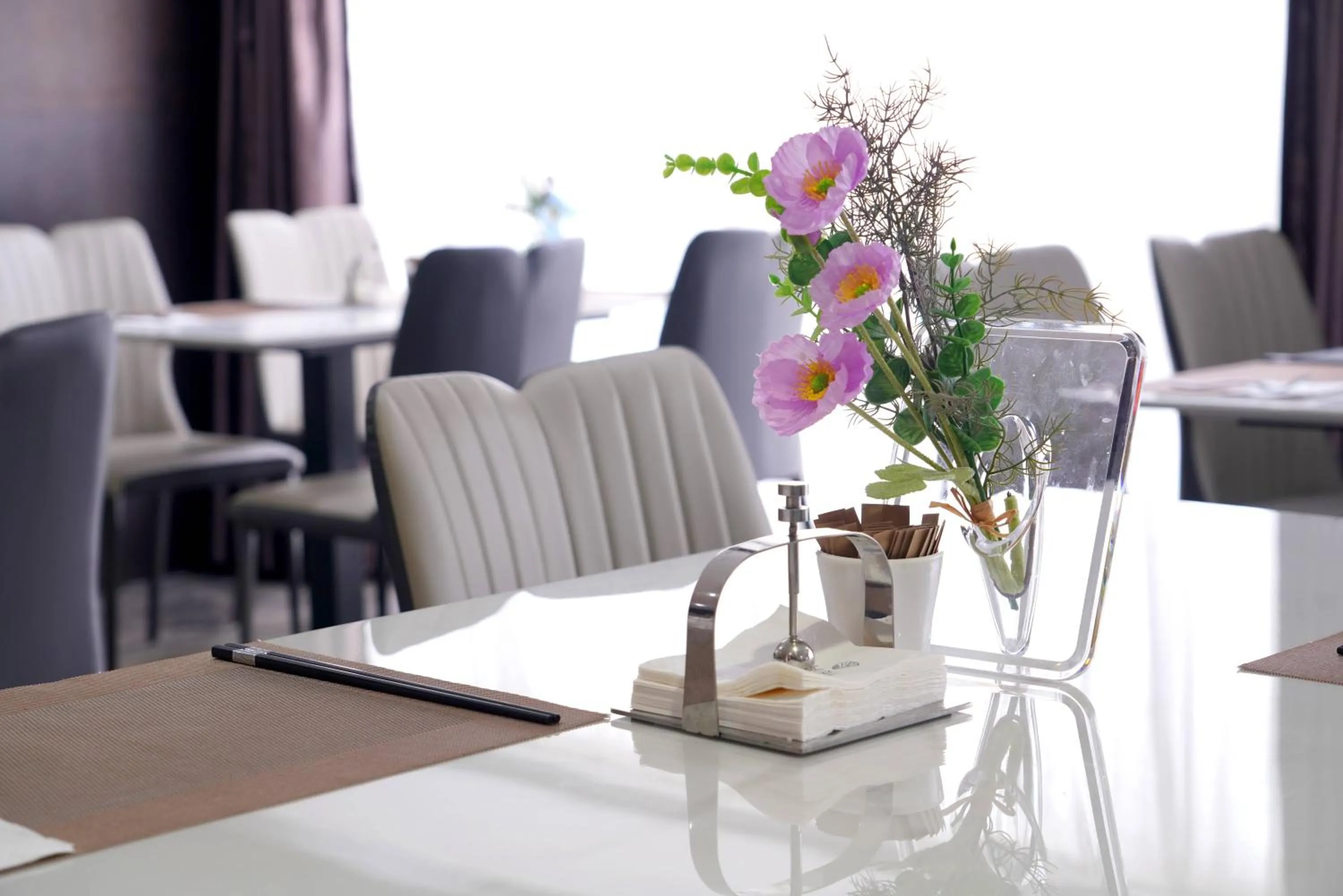 Restaurant/places to eat in Zhonghao International Hotel