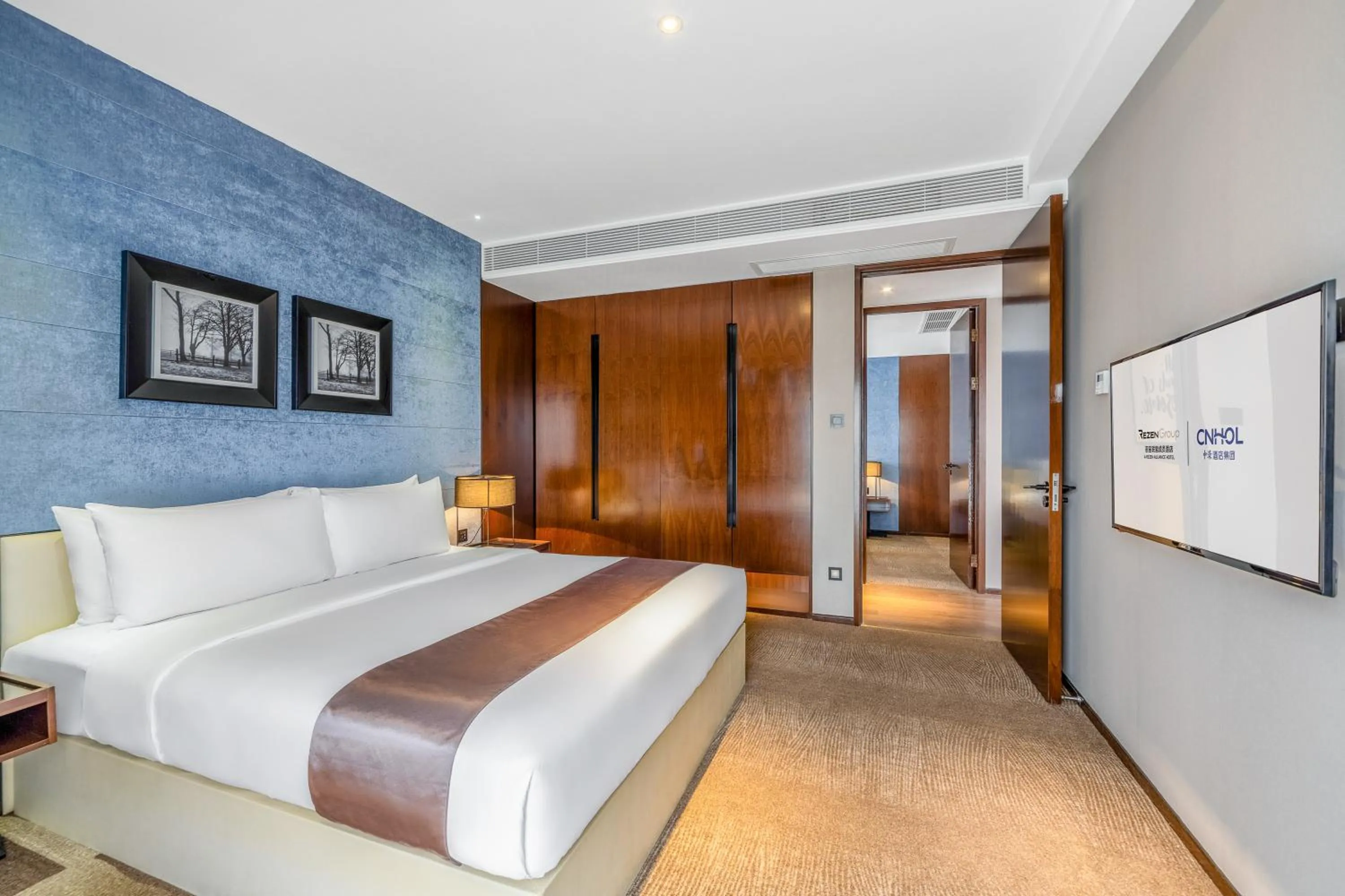 Bedroom in Zhonghao International Hotel