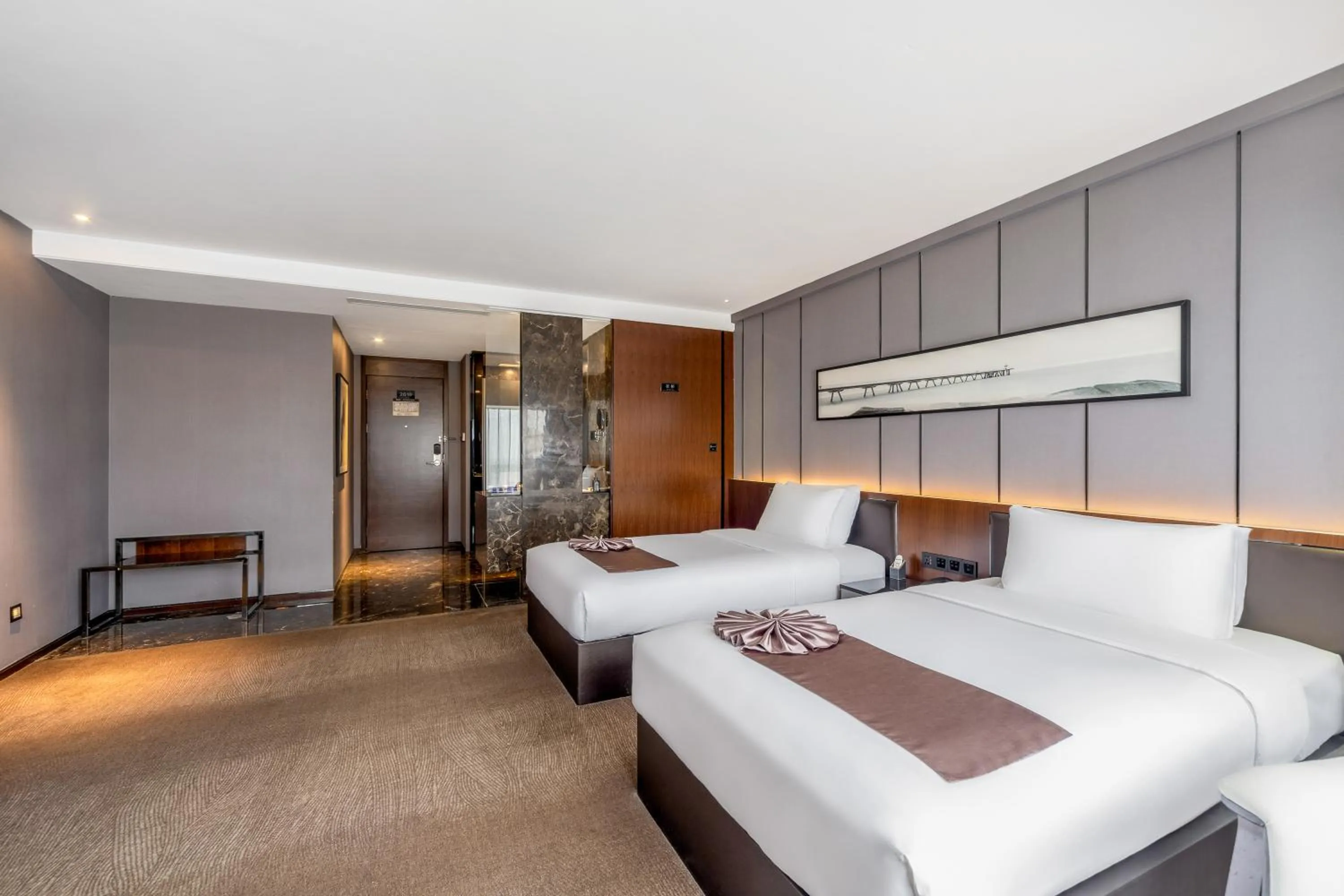 Bedroom in Zhonghao International Hotel