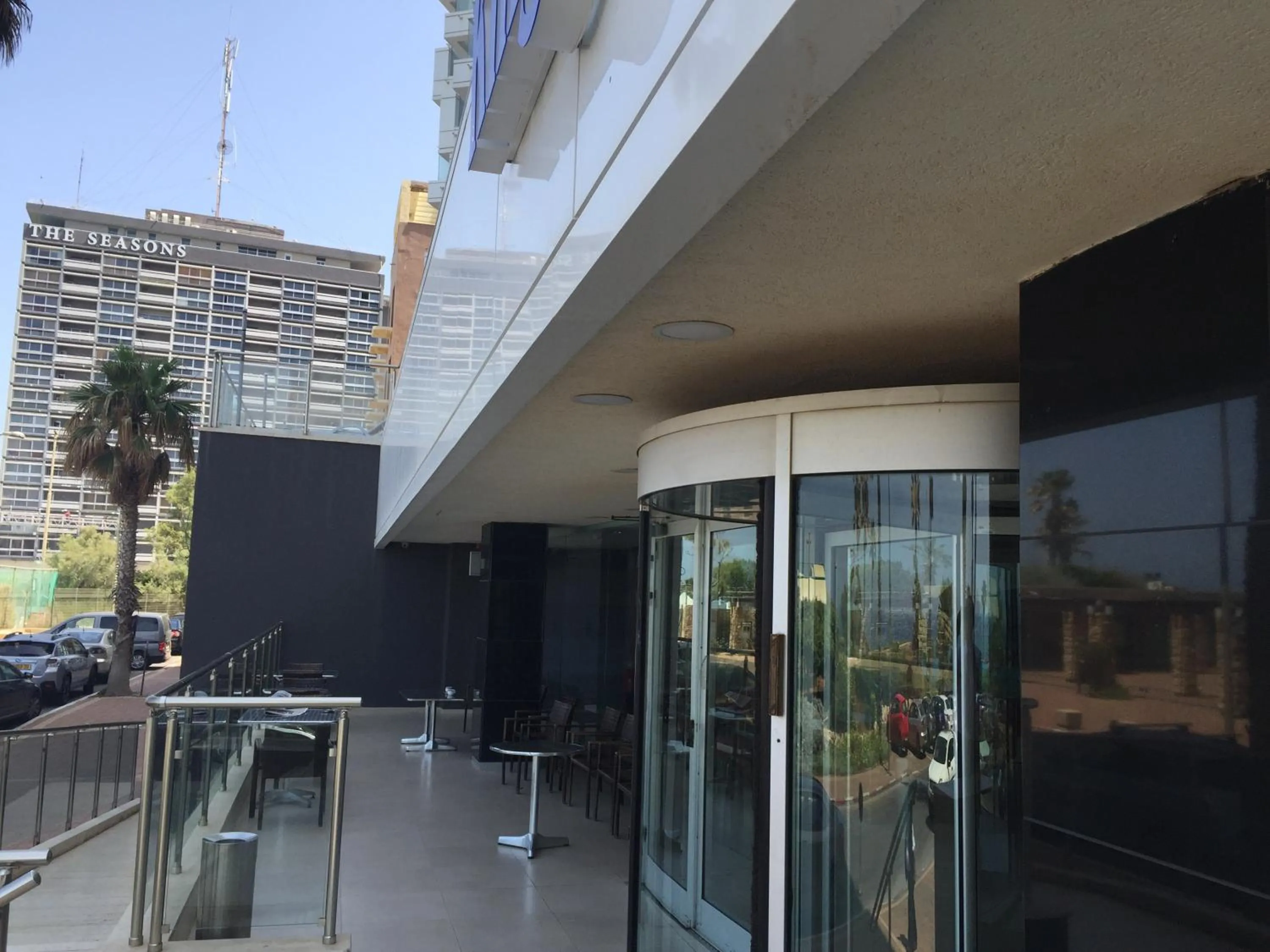 Facade/entrance in King Solomon Hotel