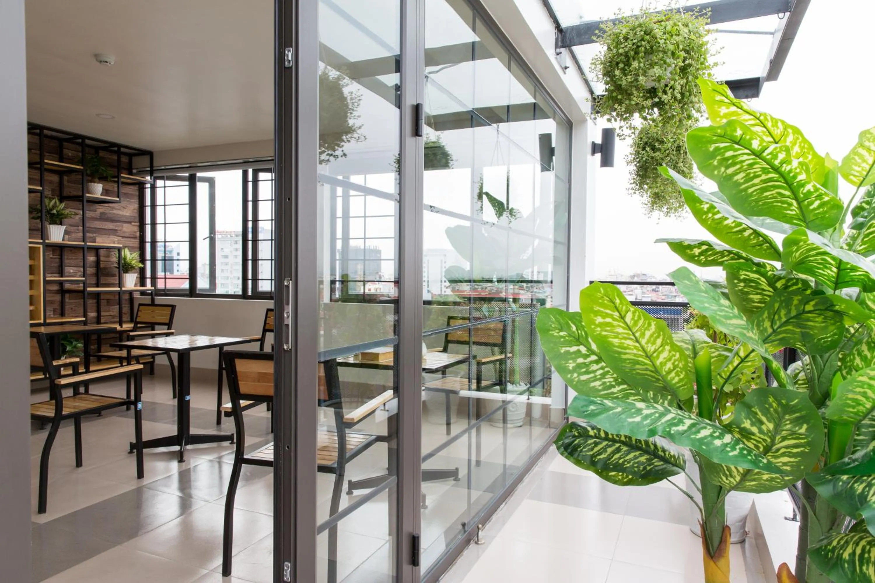 Restaurant/places to eat in Punt Hotel