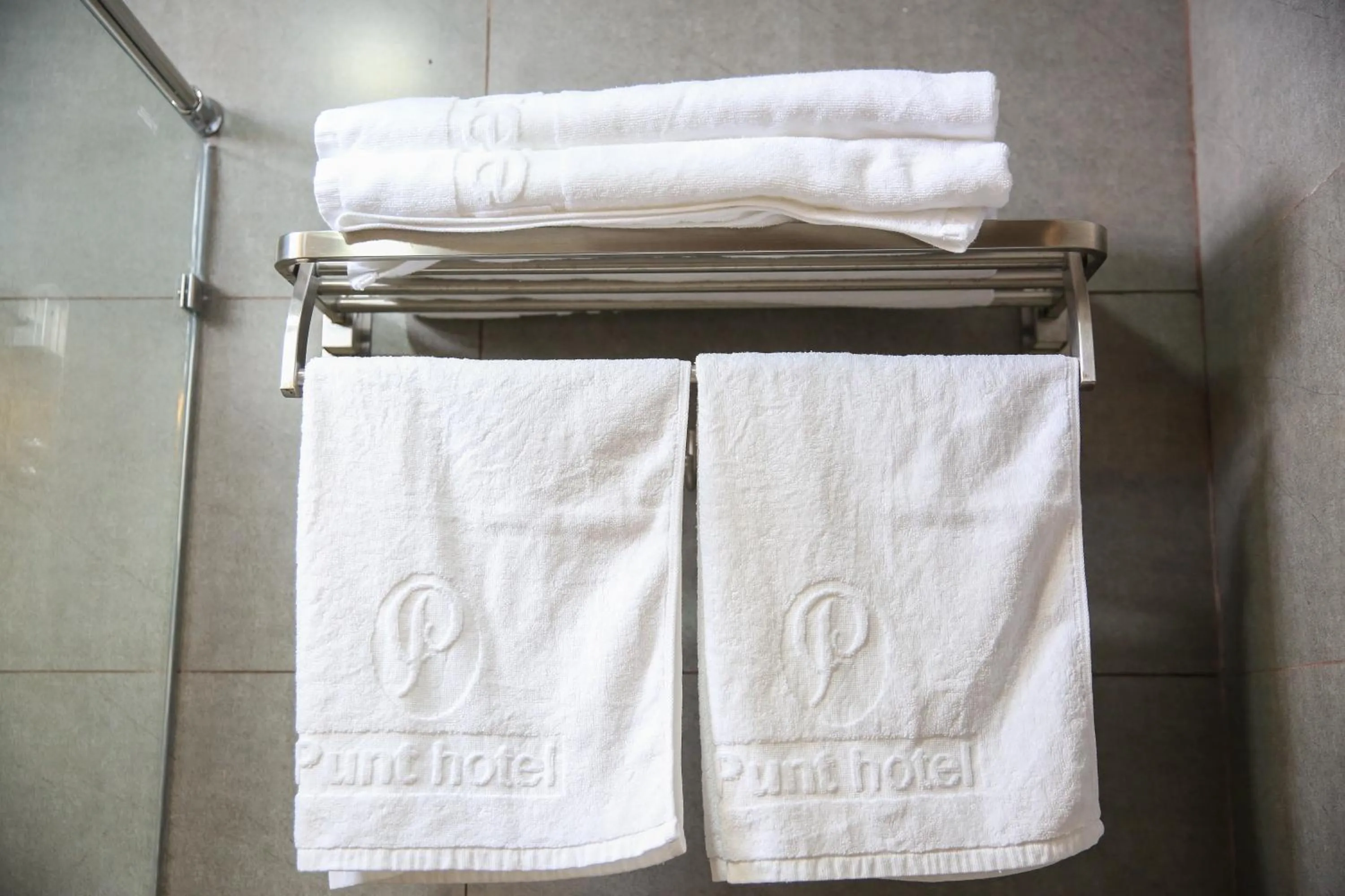 Bathroom in Punt Hotel