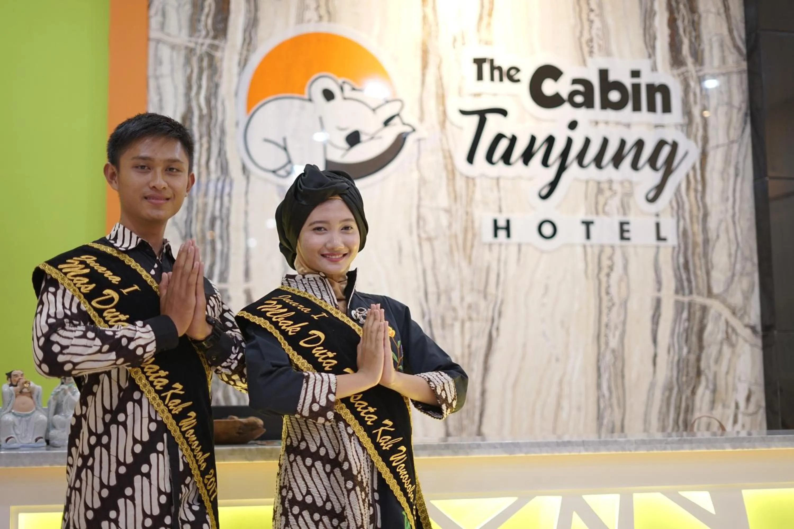 People in The Cabin Tanjung Hotel Wonosobo