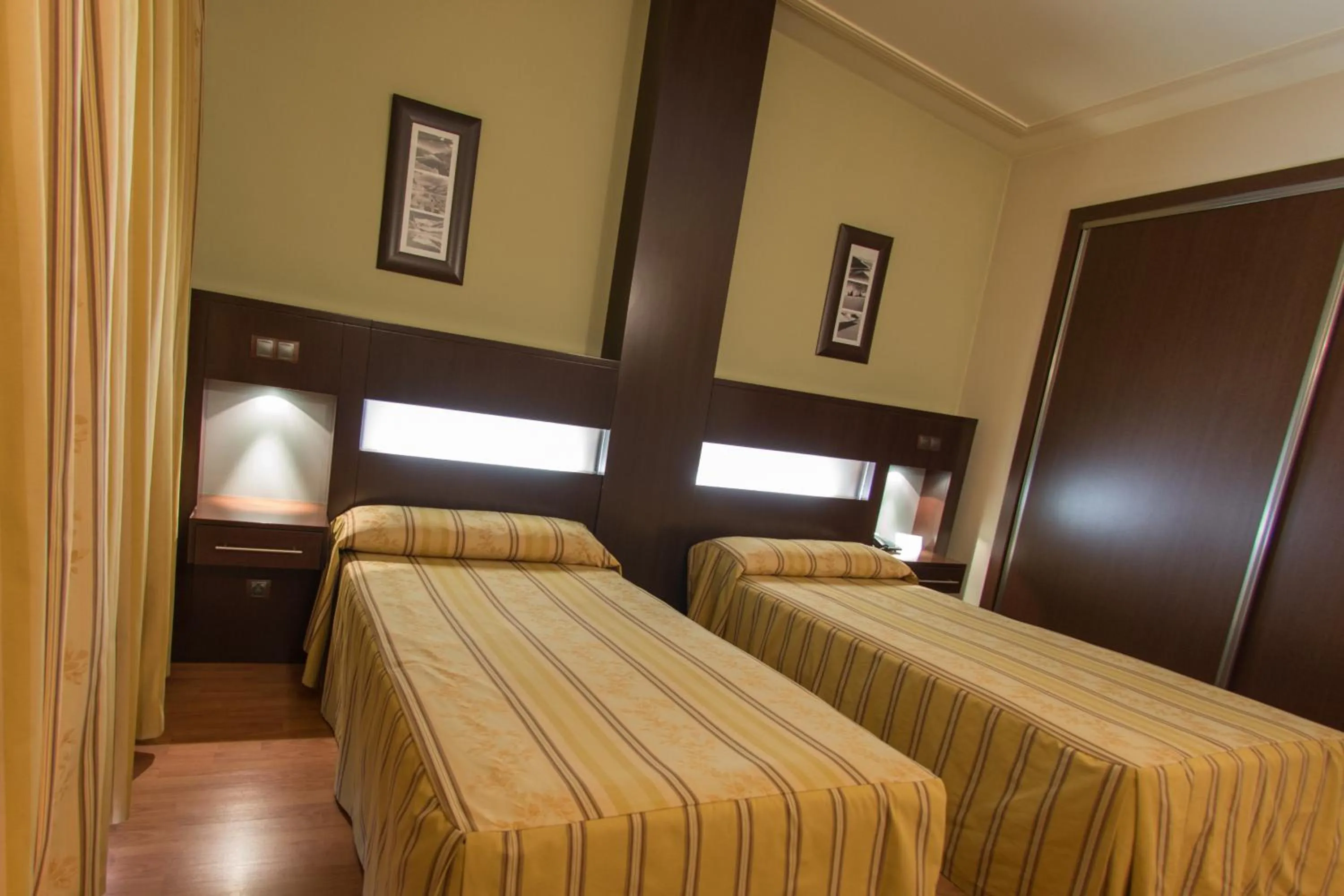 Bed in Hotel Los 5 Pinos