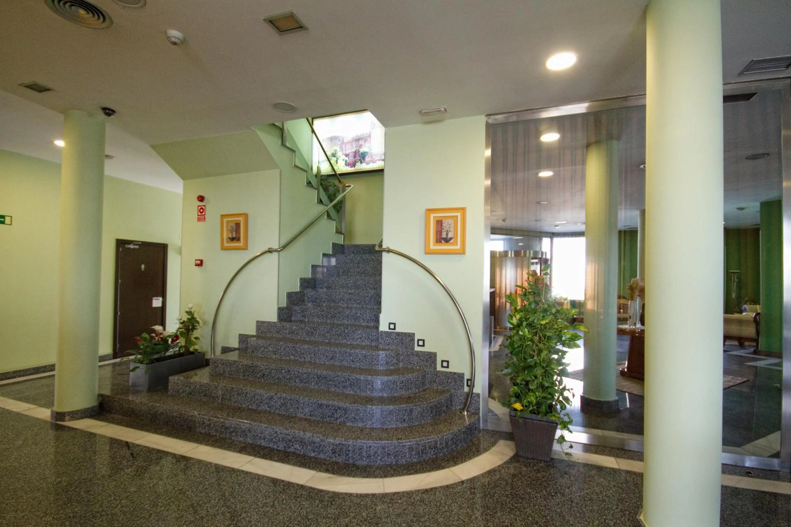 Lobby or reception in Hotel Los 5 Pinos