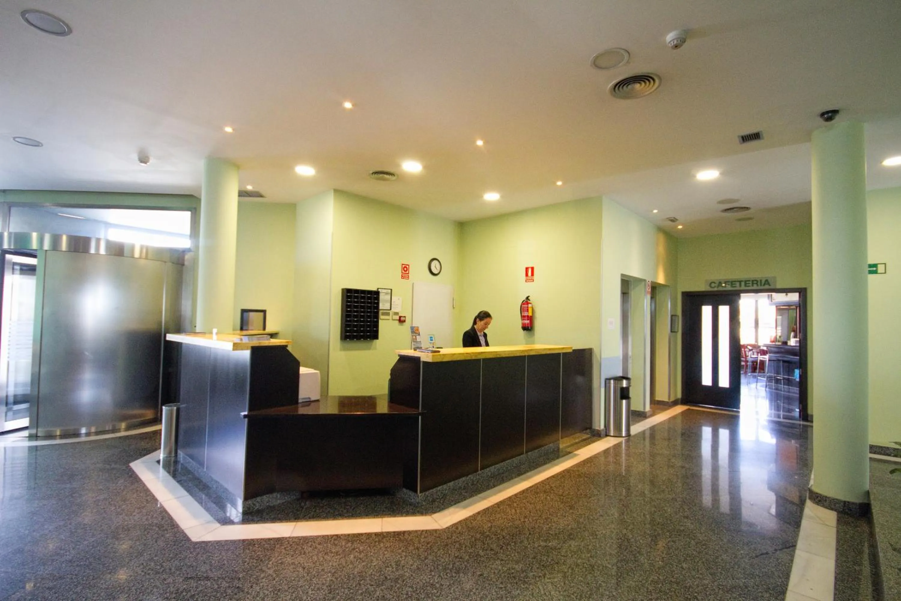 Lobby or reception in Hotel Los 5 Pinos