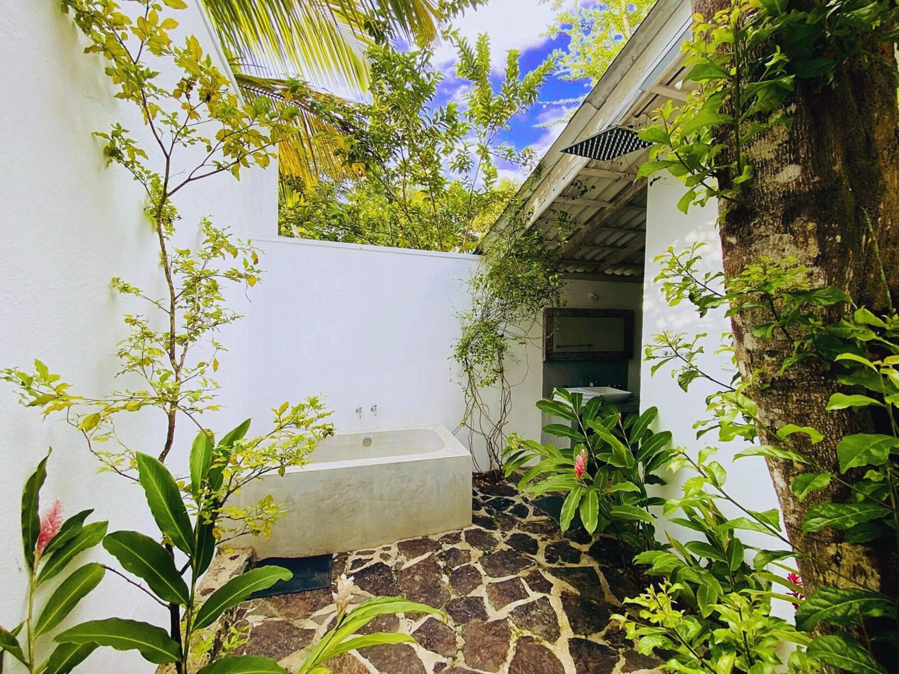 Bathroom in Ceylon Olive Galle