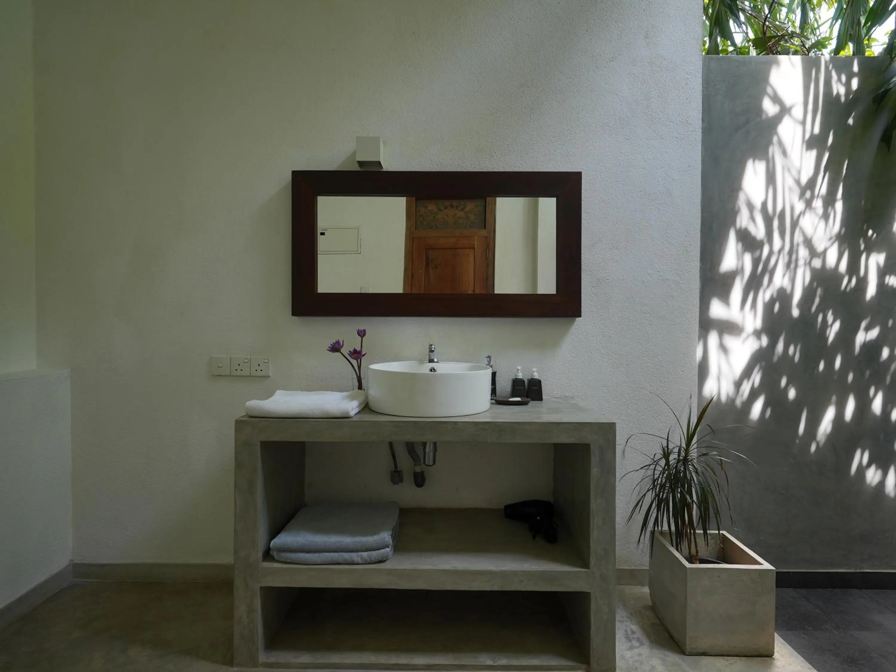 Bathroom in Ceylon Olive Galle