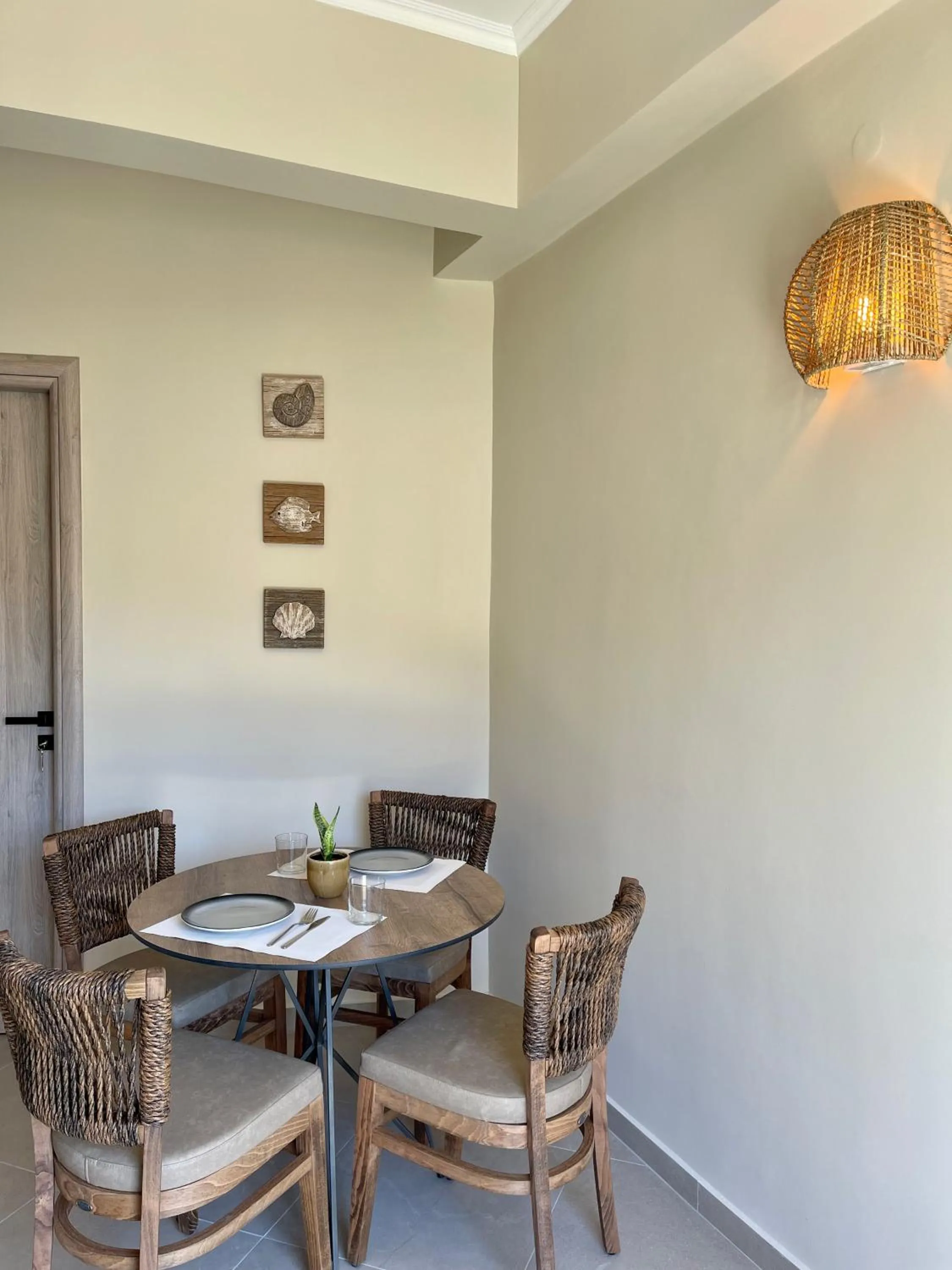 Dining area in Helen Hotel