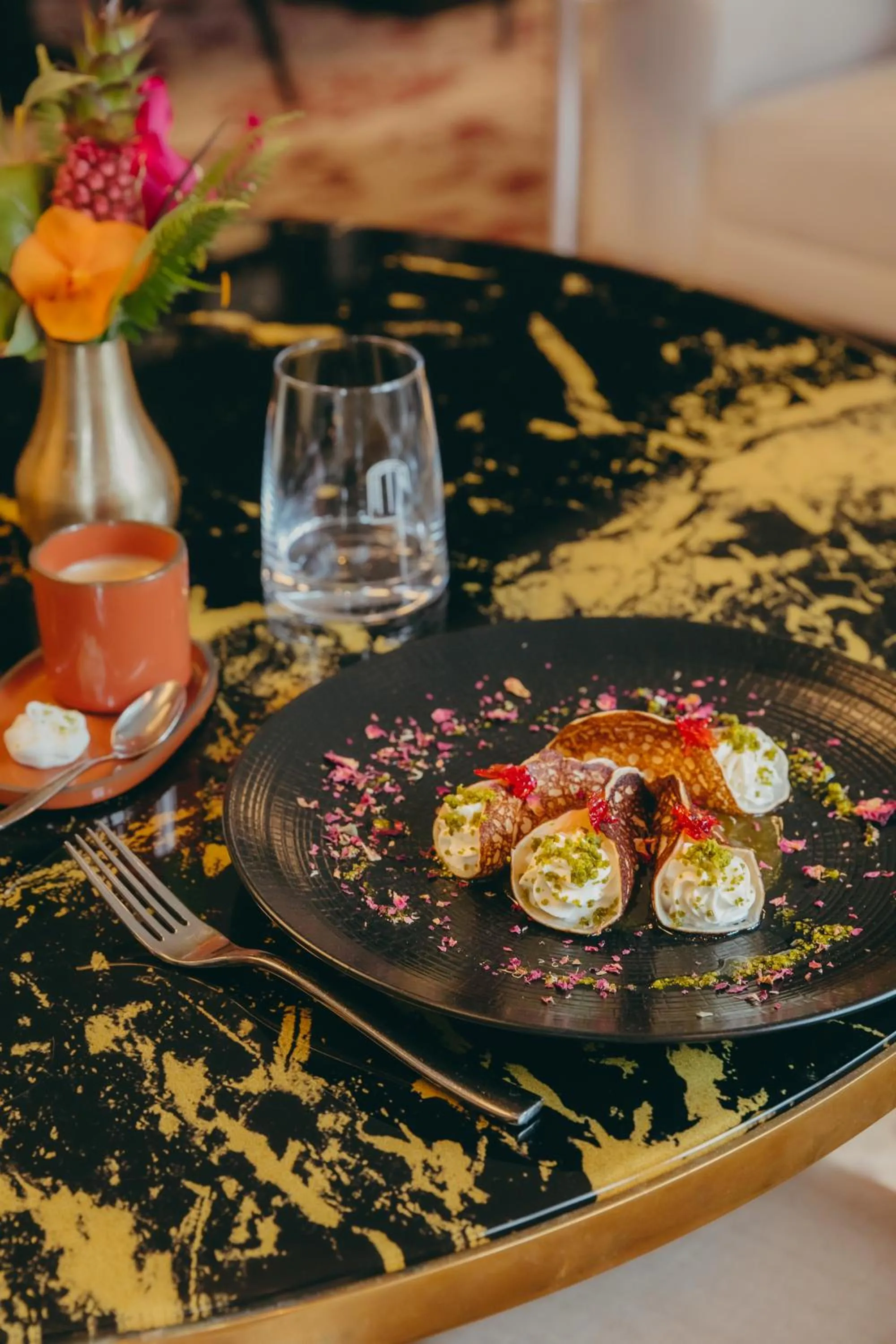 Restaurant/places to eat in Hôtel Longemalle