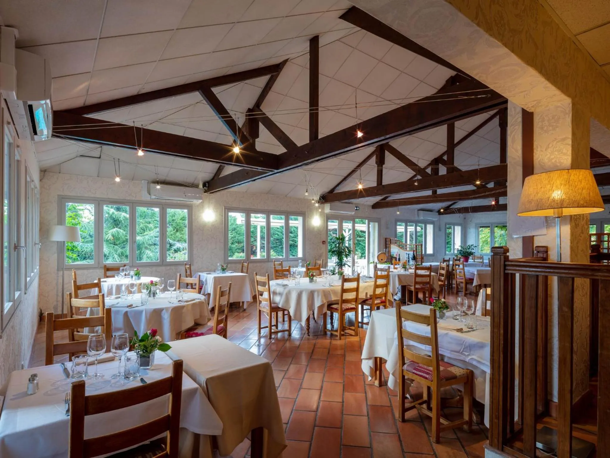Restaurant/places to eat in Logis Hotel Noemys Morgon
